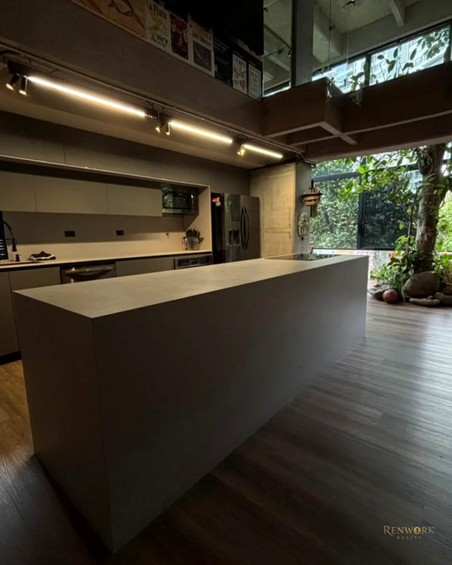 APARTAMENTO DUPLEX PARA LA VENTA SECTOR LAS PALMAS, EL POBLADO · foto 4