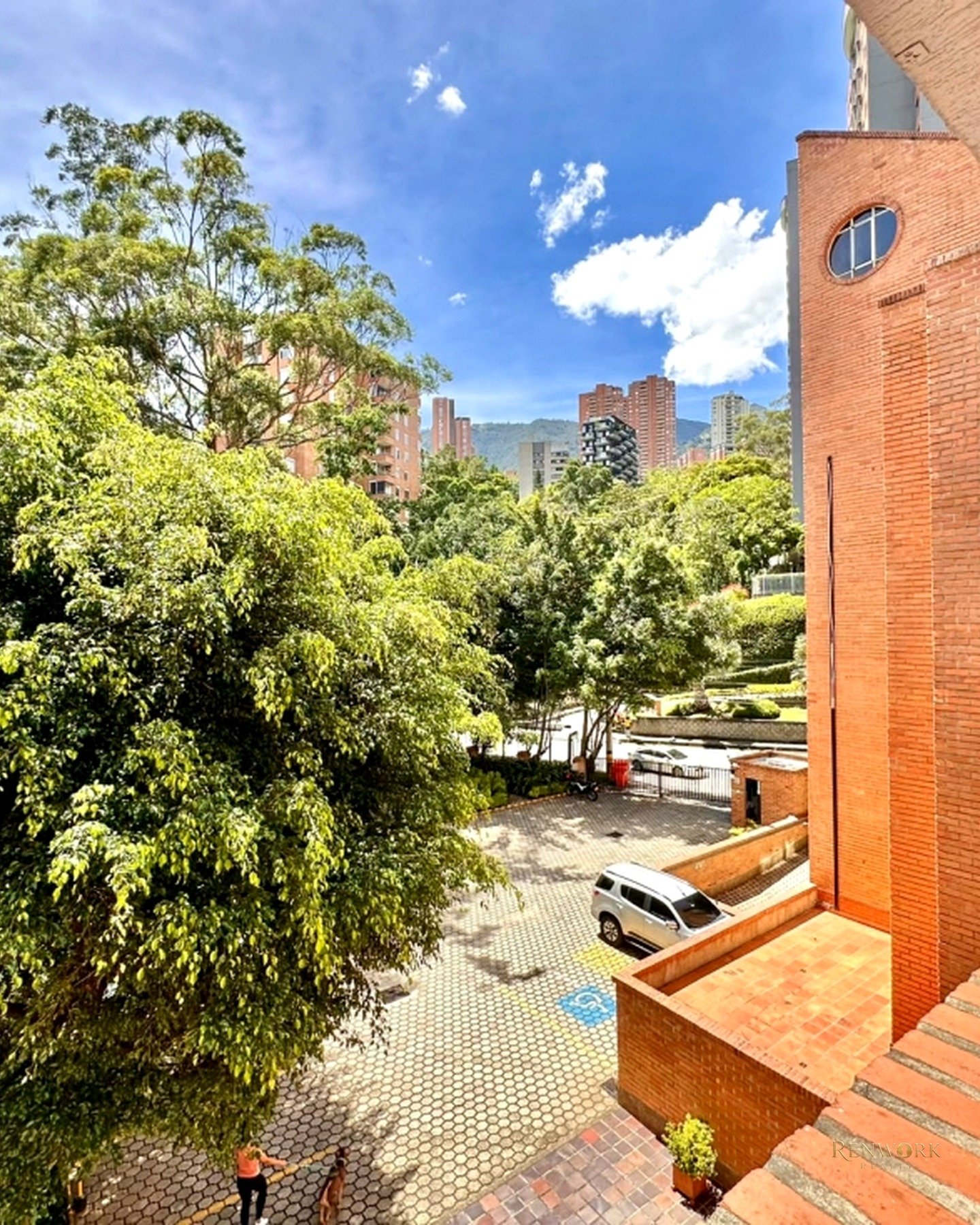 APARTAMENTO DÚPLEX PARA VENTA EN EL POBLADO, TRANSVERSAL INFERIOR · foto 22