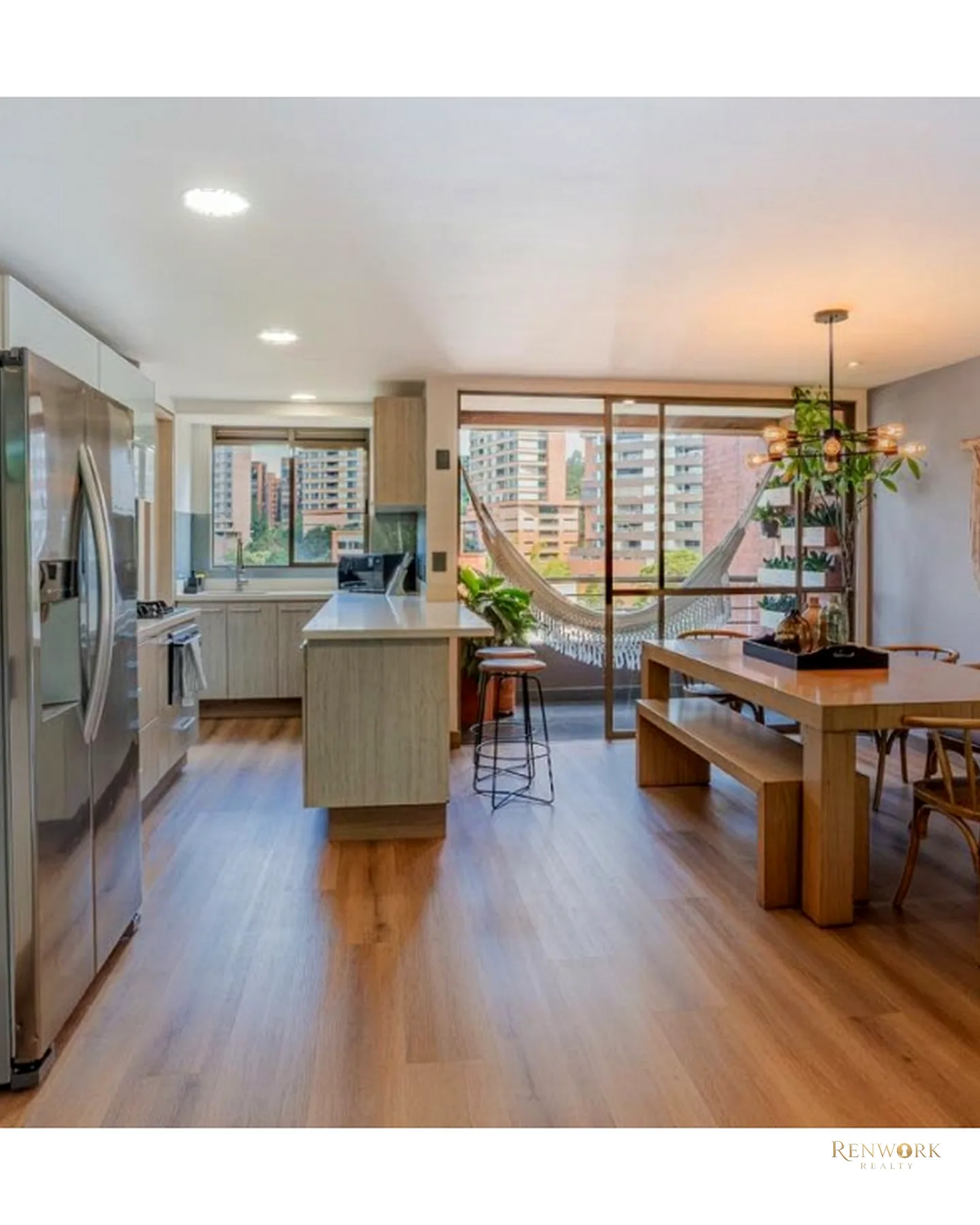 APARTAMENTO EL POBLADO | 160 M² | 3 ALCOBAS CON BAÑO PROPIO · foto 3