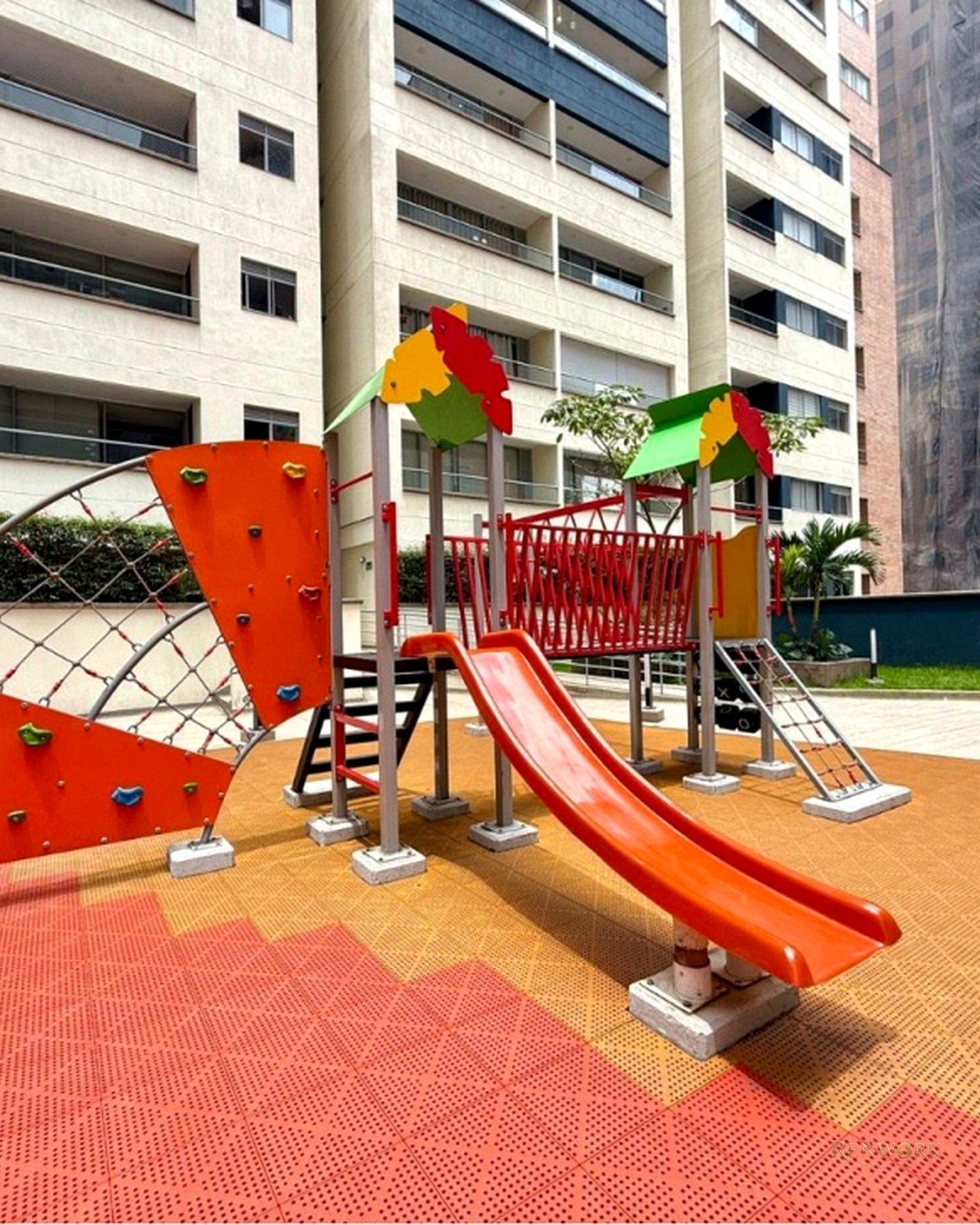 APARTAMENTO EN CIUDAD DEL RÍO PARA LA VENTA, PISO 25 · foto 17