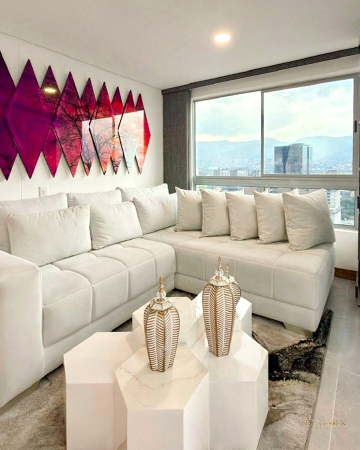APARTAMENTO EN CIUDAD DEL RÍO PARA LA VENTA, PISO 25 · foto 2