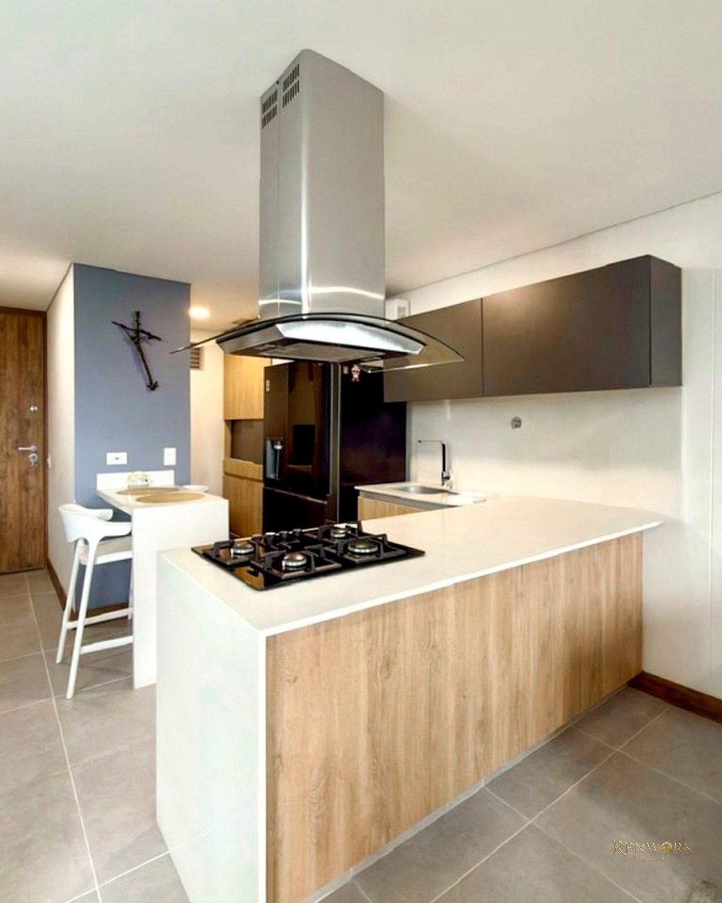 APARTAMENTO EN CIUDAD DEL RÍO PARA LA VENTA, PISO 25 · foto 6