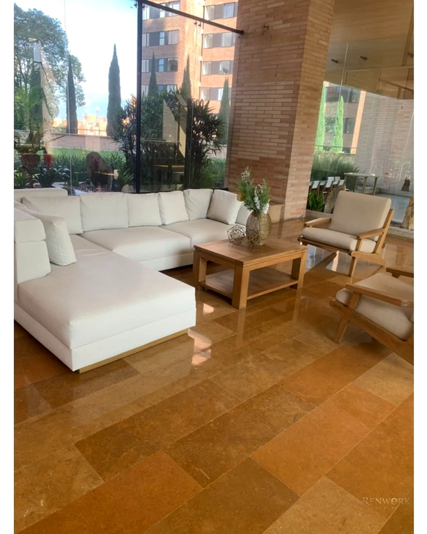 APARTAMENTO EN EL CAMPESTRE CON ESPECTACULAR VISTA · foto 2