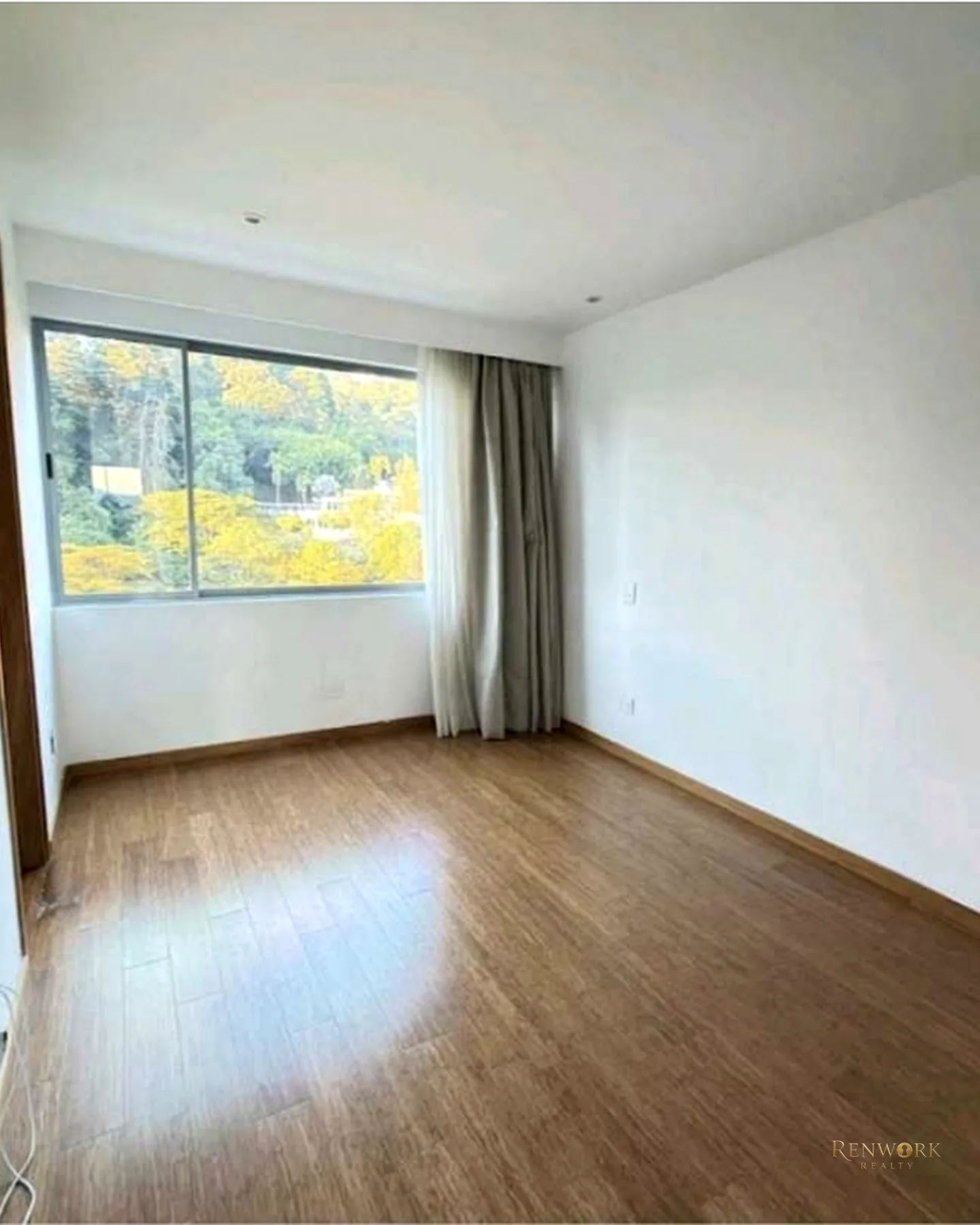 APARTAMENTO EN EL POBLADO BALSOS UNIDAD EXCLUSIVA CERCA A ISA · foto 2