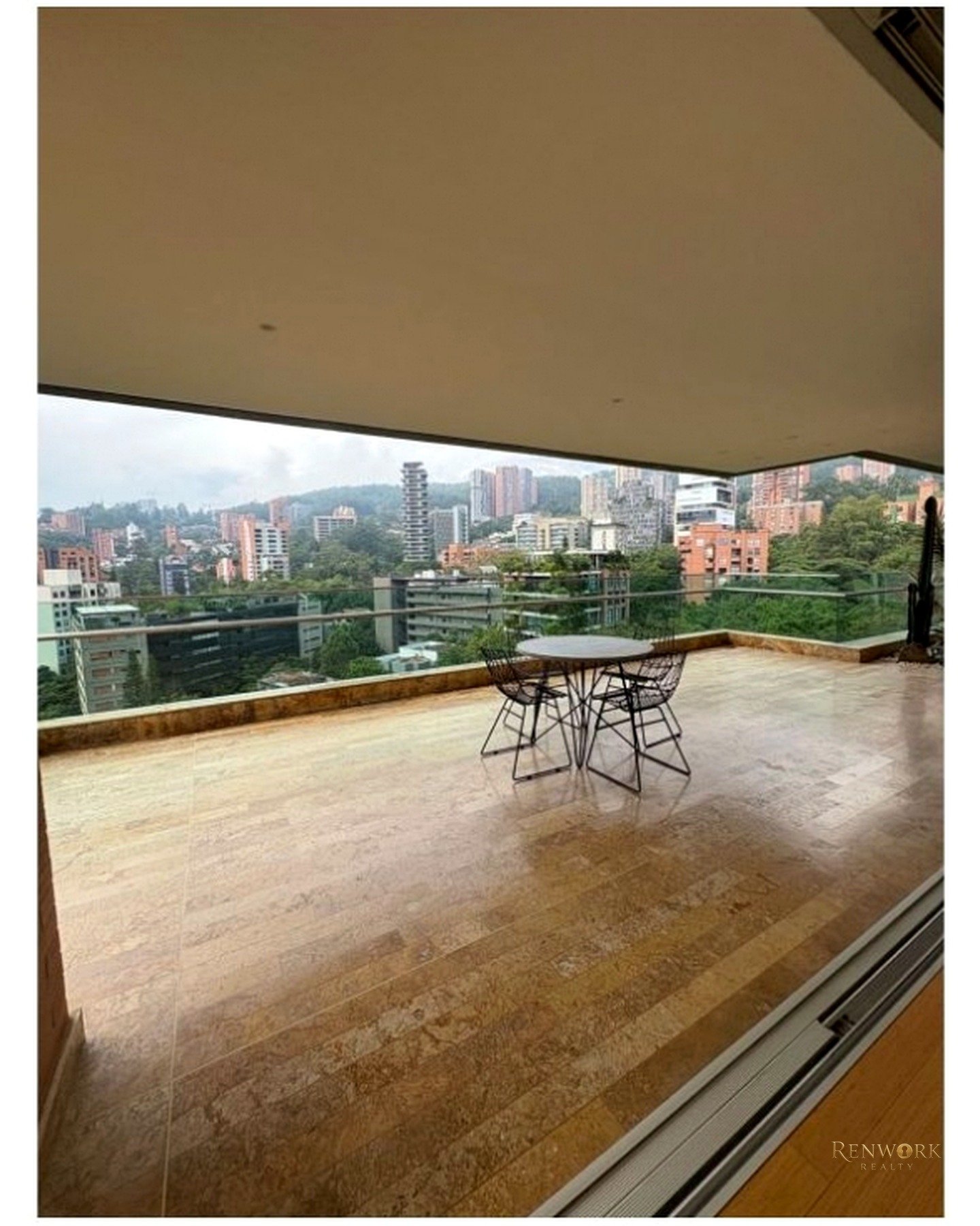 APARTAMENTO EN EL POBLADO · foto 2
