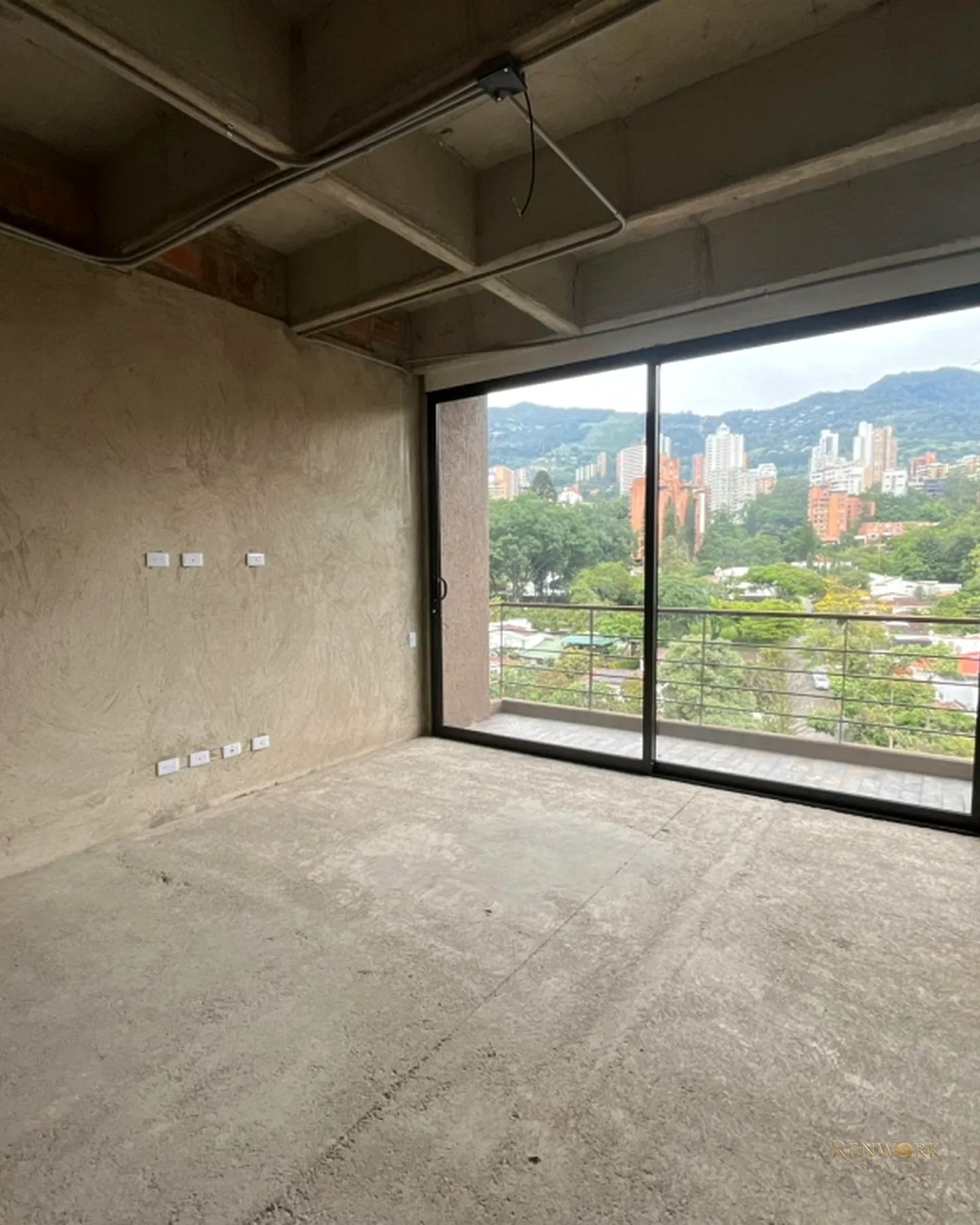 APARTAMENTO EN EL POBLADO, EL DIAMANTE – PERSONALÍZALO A TU GUSTO · foto 1