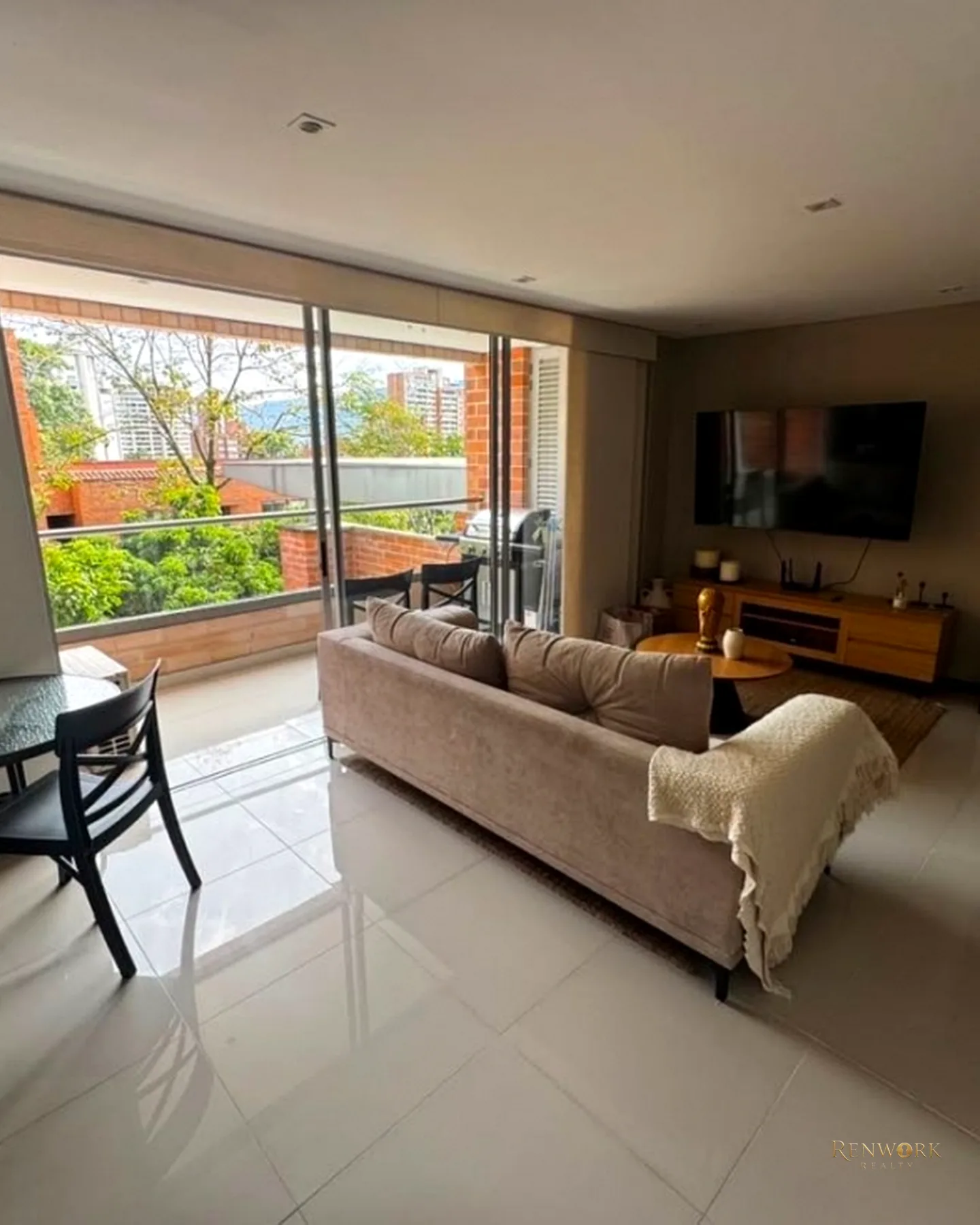 APARTAMENTO EN EL POBLADO, SECTOR ALEJANDRIA · foto 4