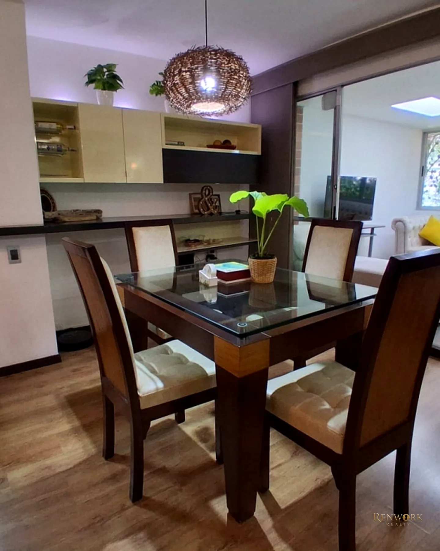 APARTAMENTO EN ENVIGADO FRENTE AL COLEGIO CUMBRES · foto 1