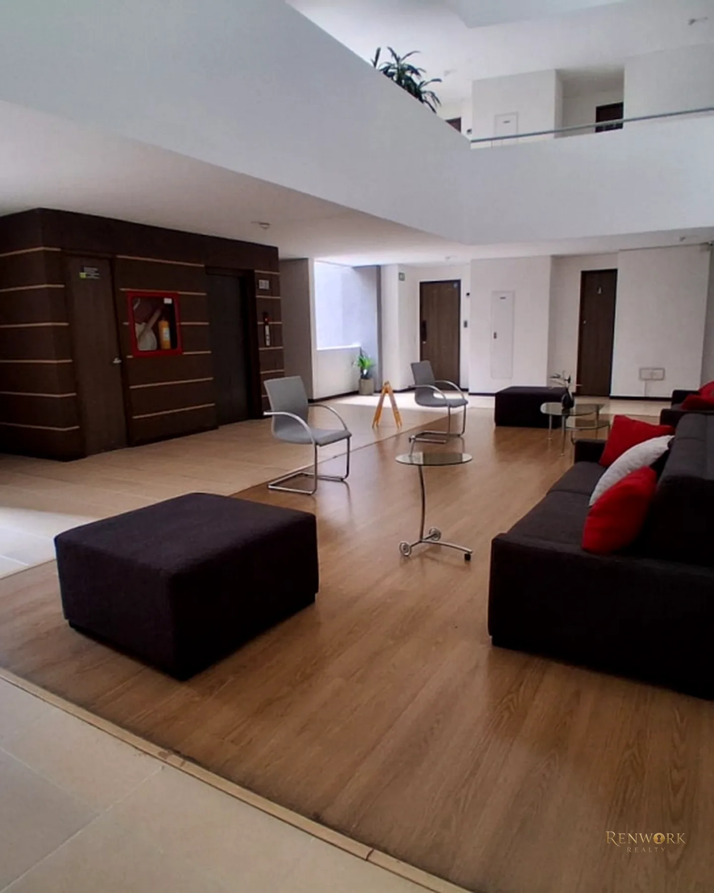 APARTAMENTO EN ENVIGADO FRENTE AL COLEGIO CUMBRES · foto 13