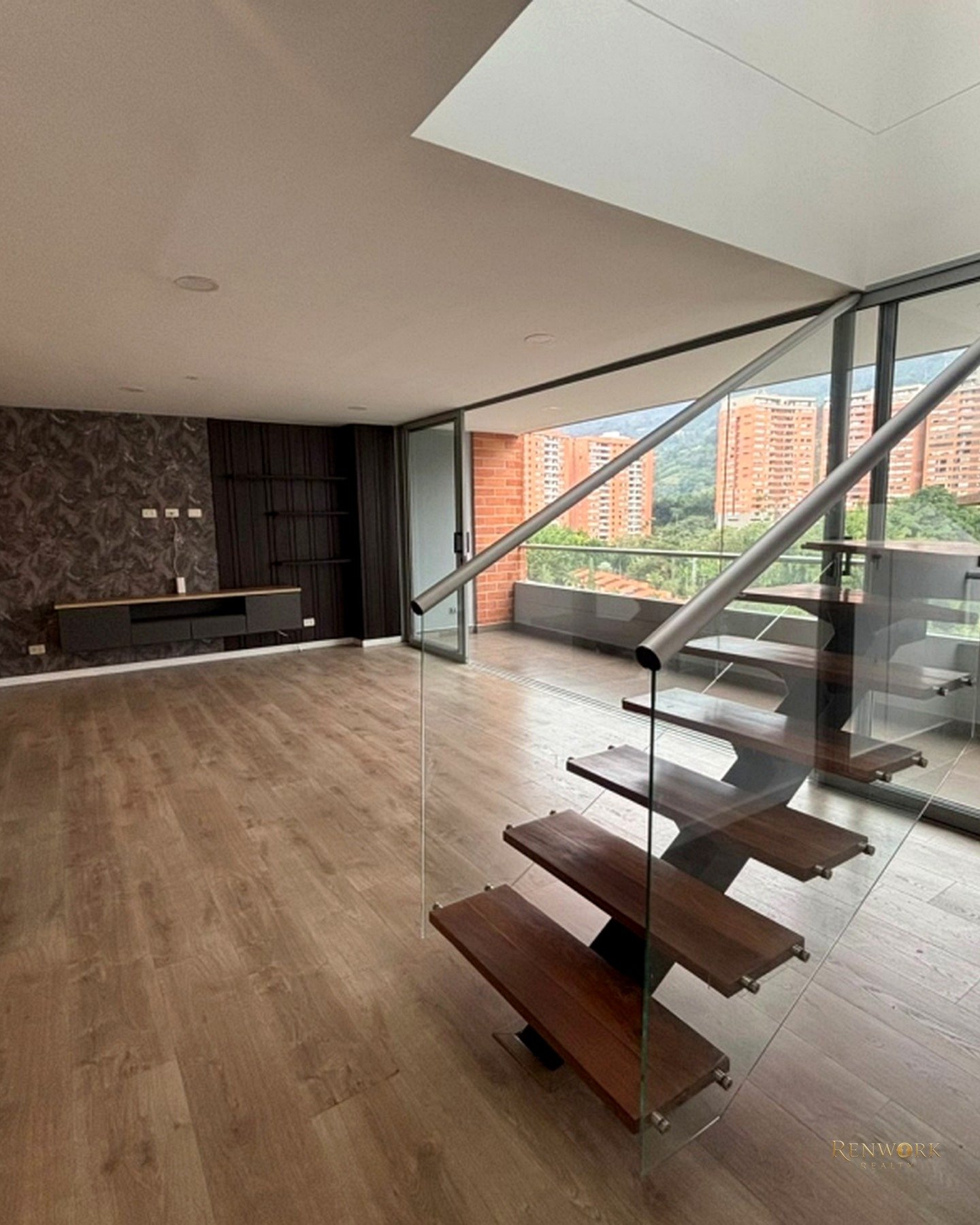 Vista de APARTAMENTO EN ENVIGADO, SECTOR LOMA DE LAS BRUJAS