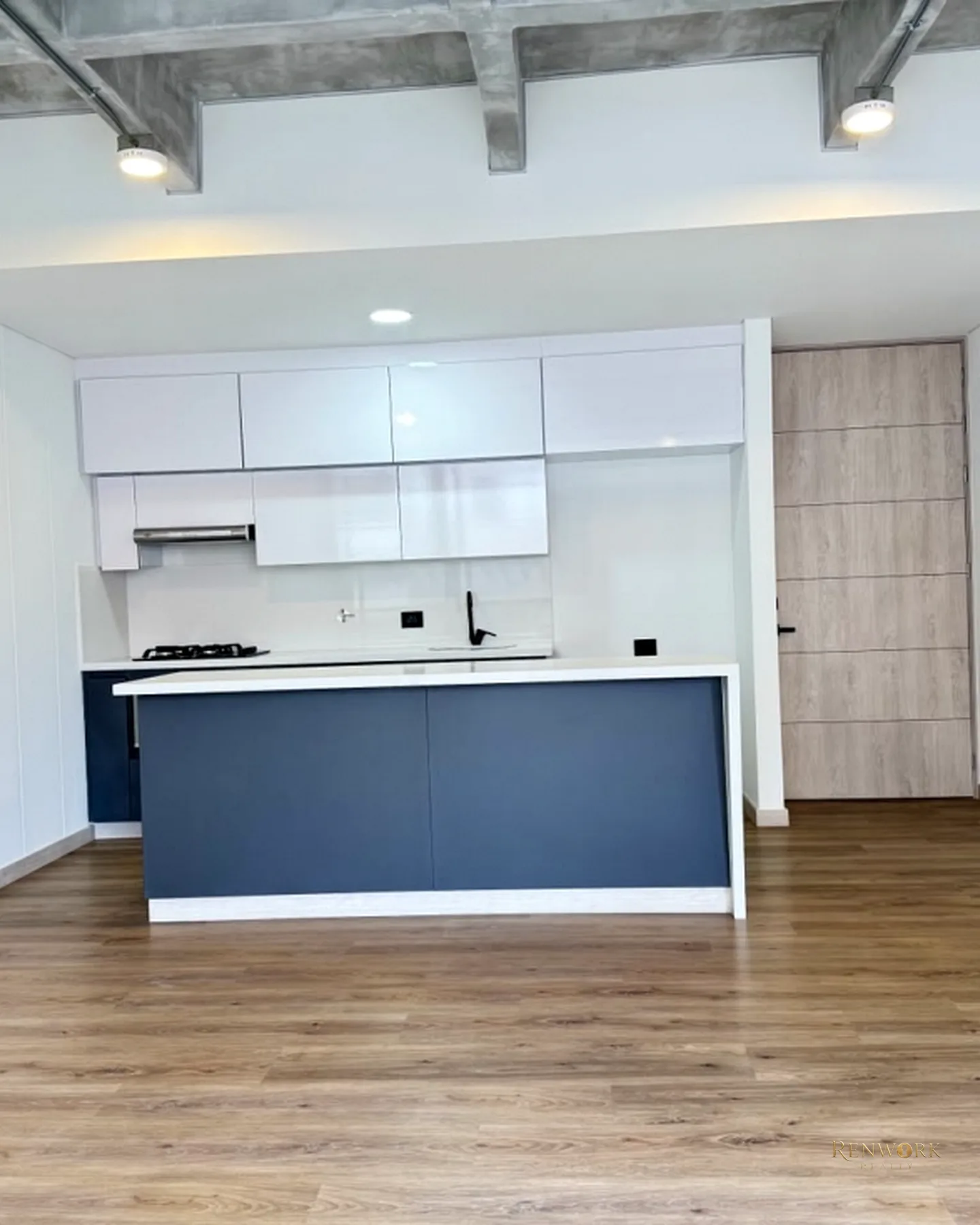 APARTAMENTO EN ENVIGADO, SECTOR LOMA DE LOS MESA · foto 4