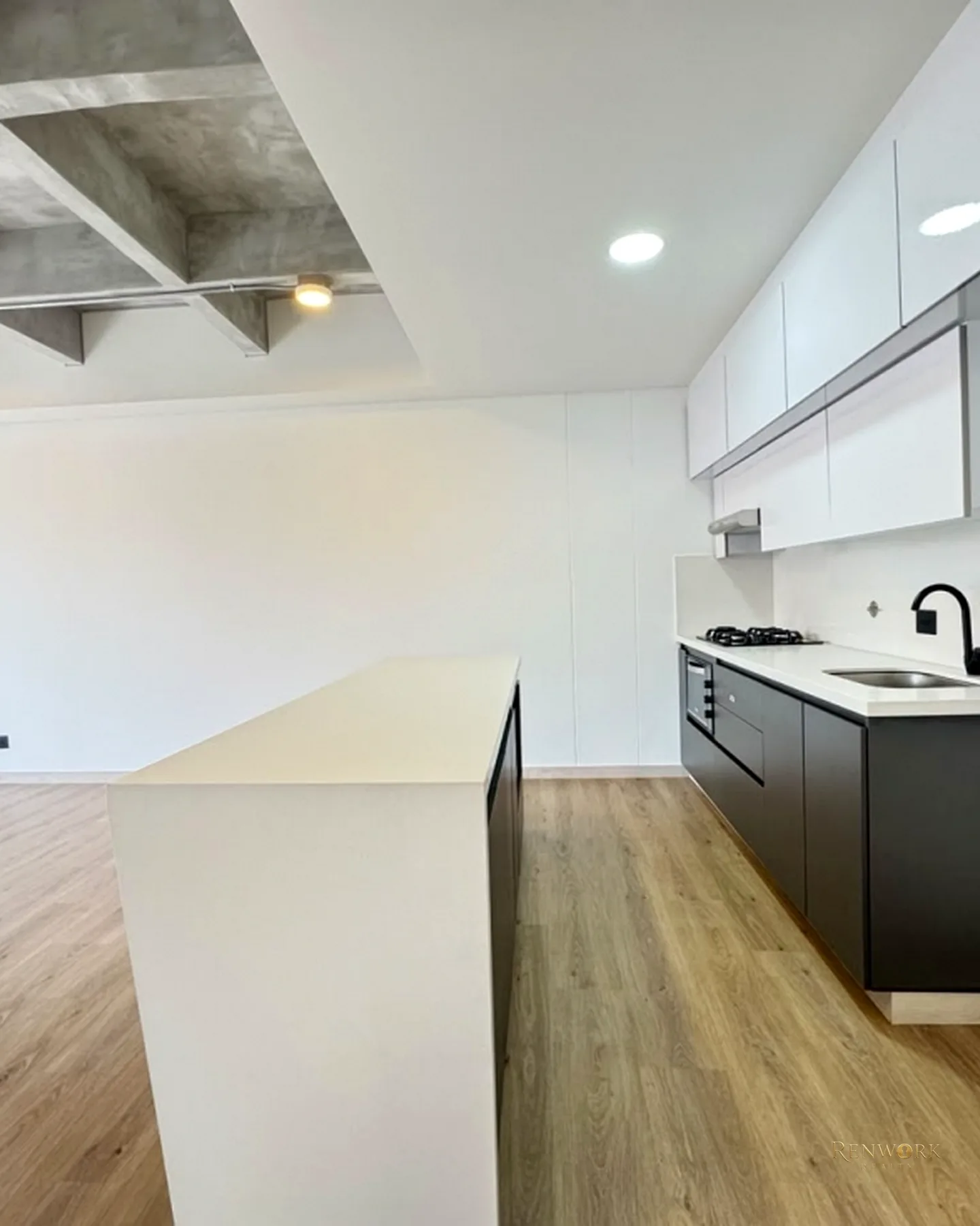 APARTAMENTO EN ENVIGADO, SECTOR LOMA DE LOS MESA · foto 3