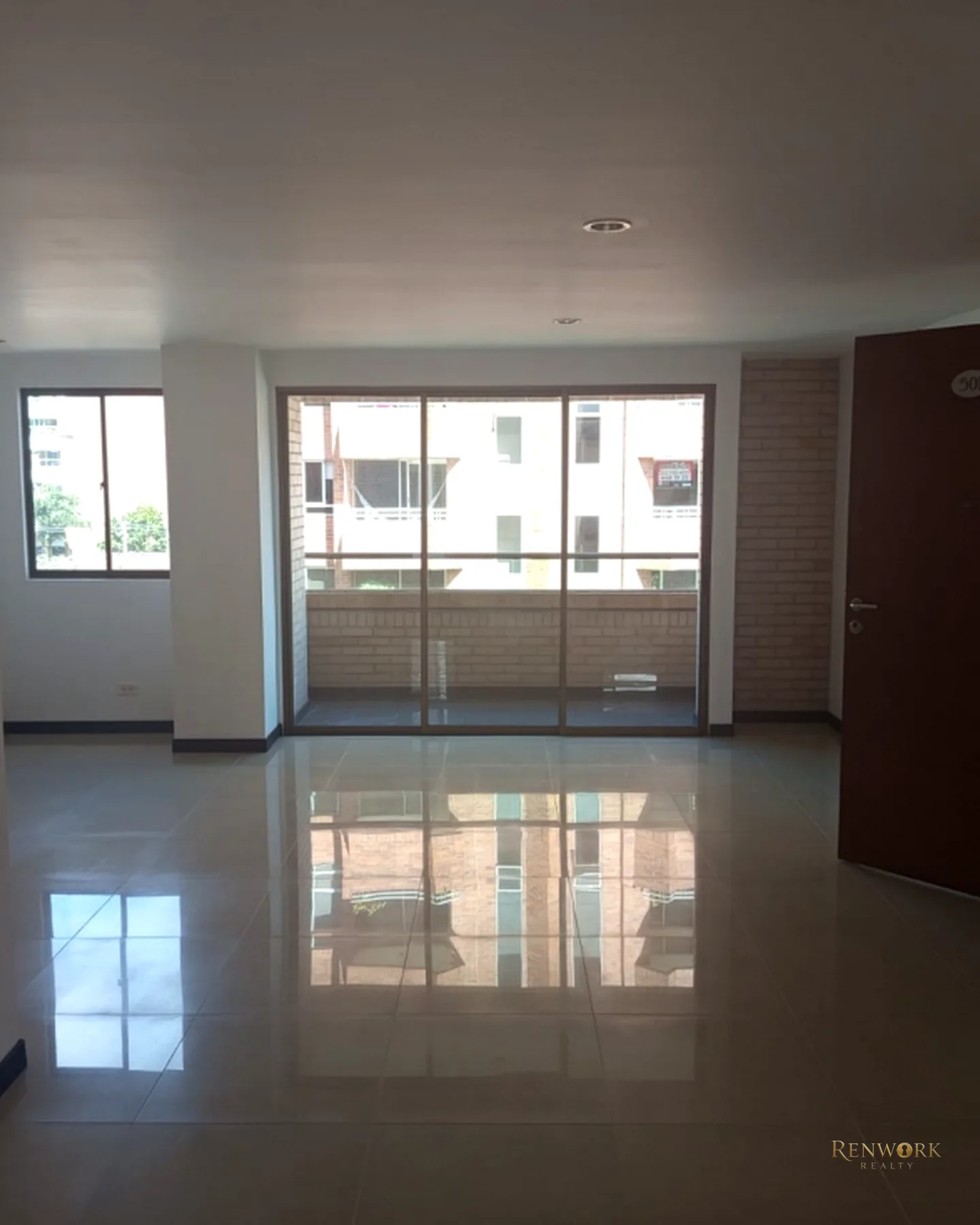APARTAMENTO EN LAURELES CERCA AL PRIMER PARQUE · foto 1
