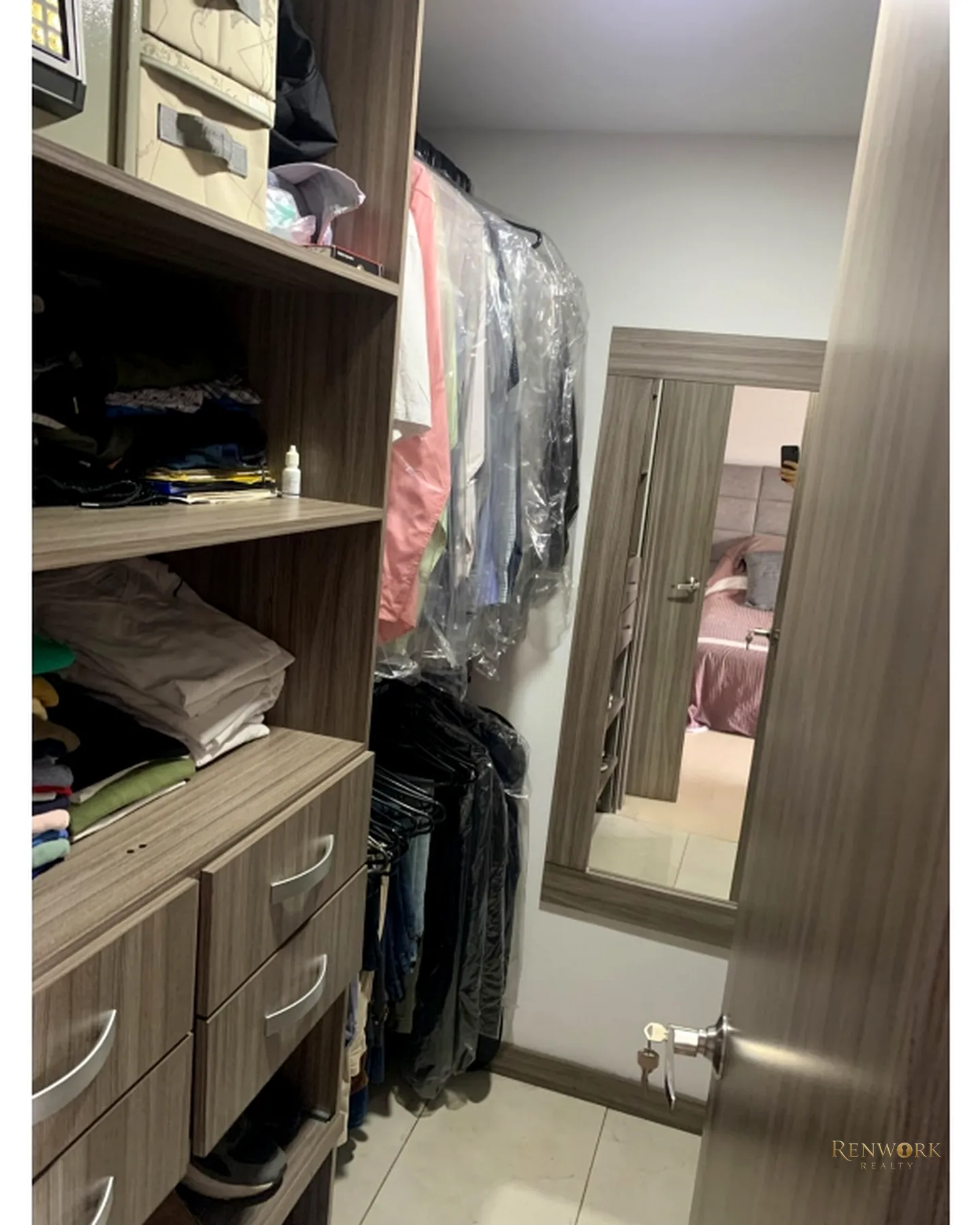 APARTAMENTO EN LAURELES DEL CASTILLO – MEDELLÍN · foto 4