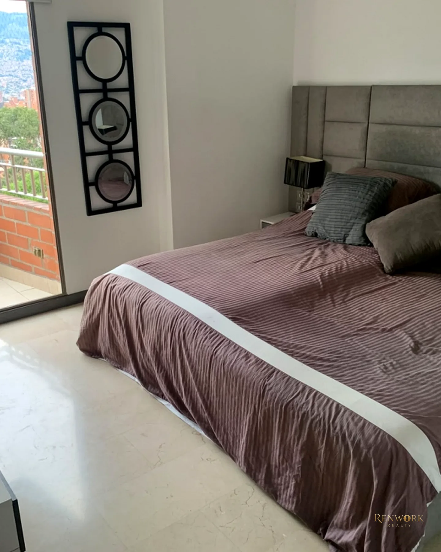 APARTAMENTO EN LAURELES DEL CASTILLO – MEDELLÍN · foto 9
