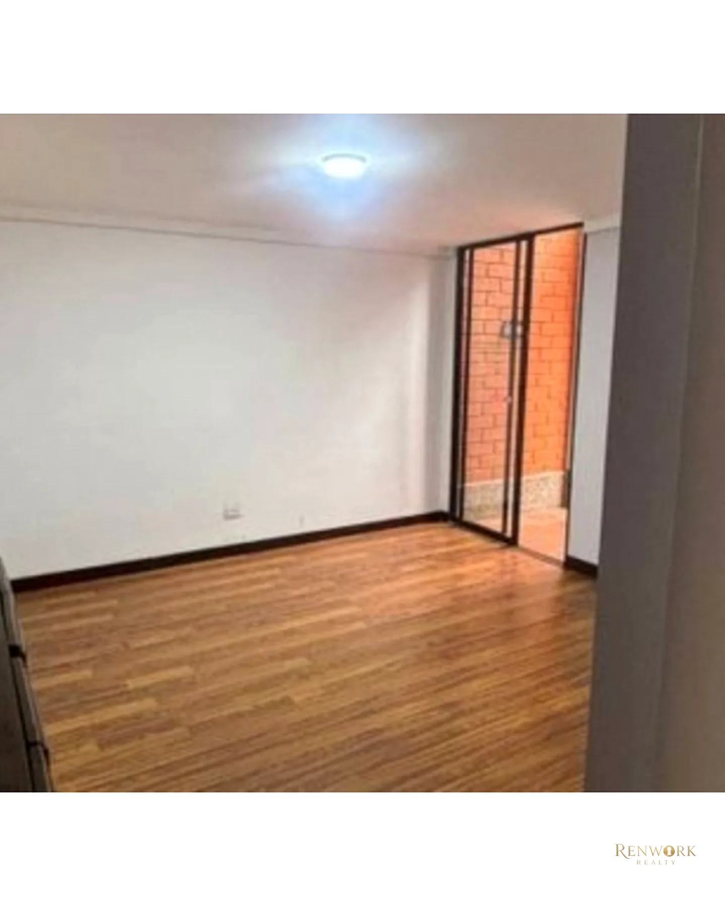 APARTAMENTO EN LAURELES EXCELENTE UBICACION · foto 6