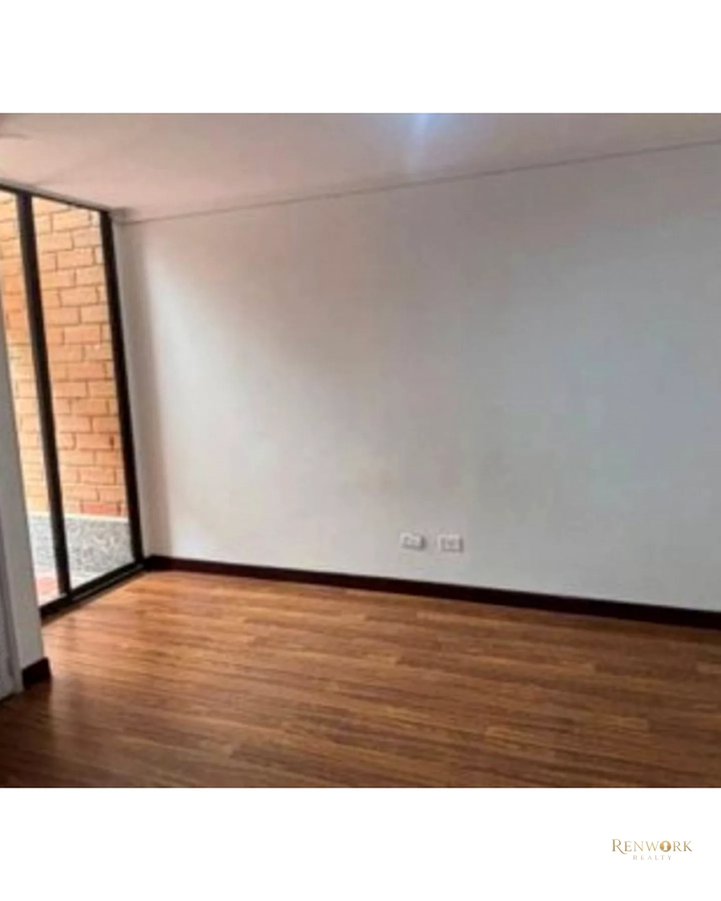 APARTAMENTO EN LAURELES EXCELENTE UBICACION · foto 5