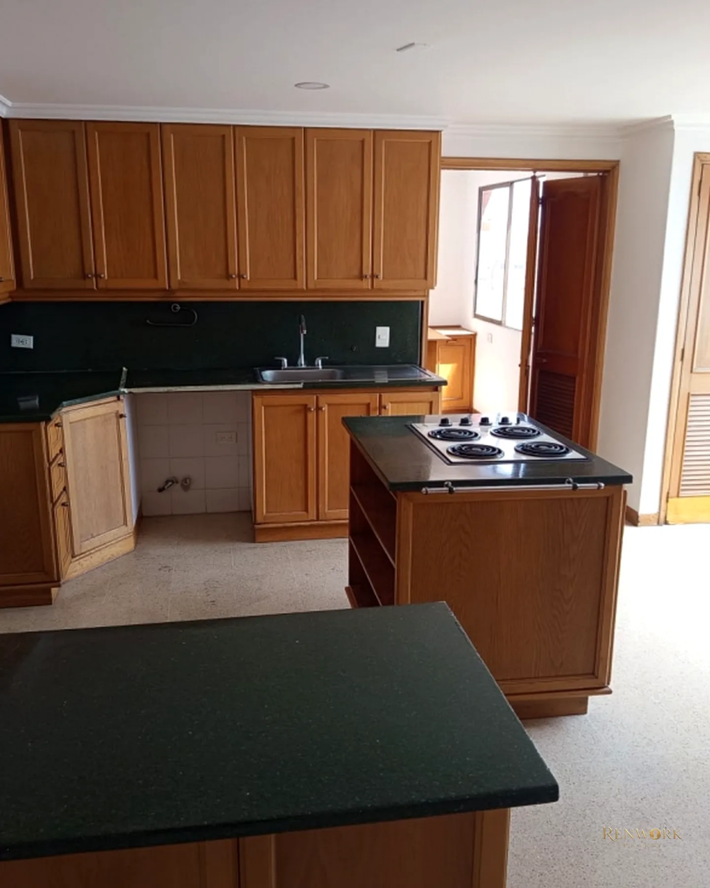 APARTAMENTO EN LAURELES SANTA TERESITA · foto 1
