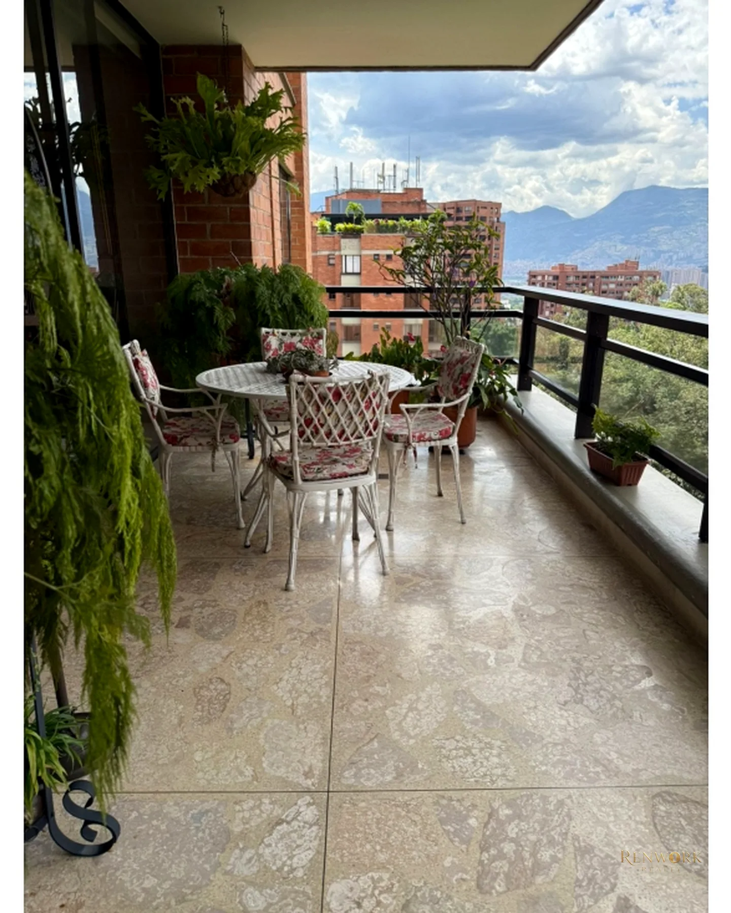 APARTAMENTO EN PROVENZA POBLADO SIN RUIDO ( CATAY) · foto 6