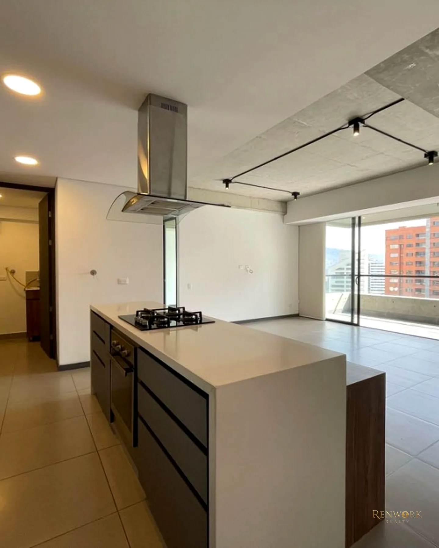 APARTAMENTO EN RENTA/VENTA. EL POBLADO📍 · foto 3