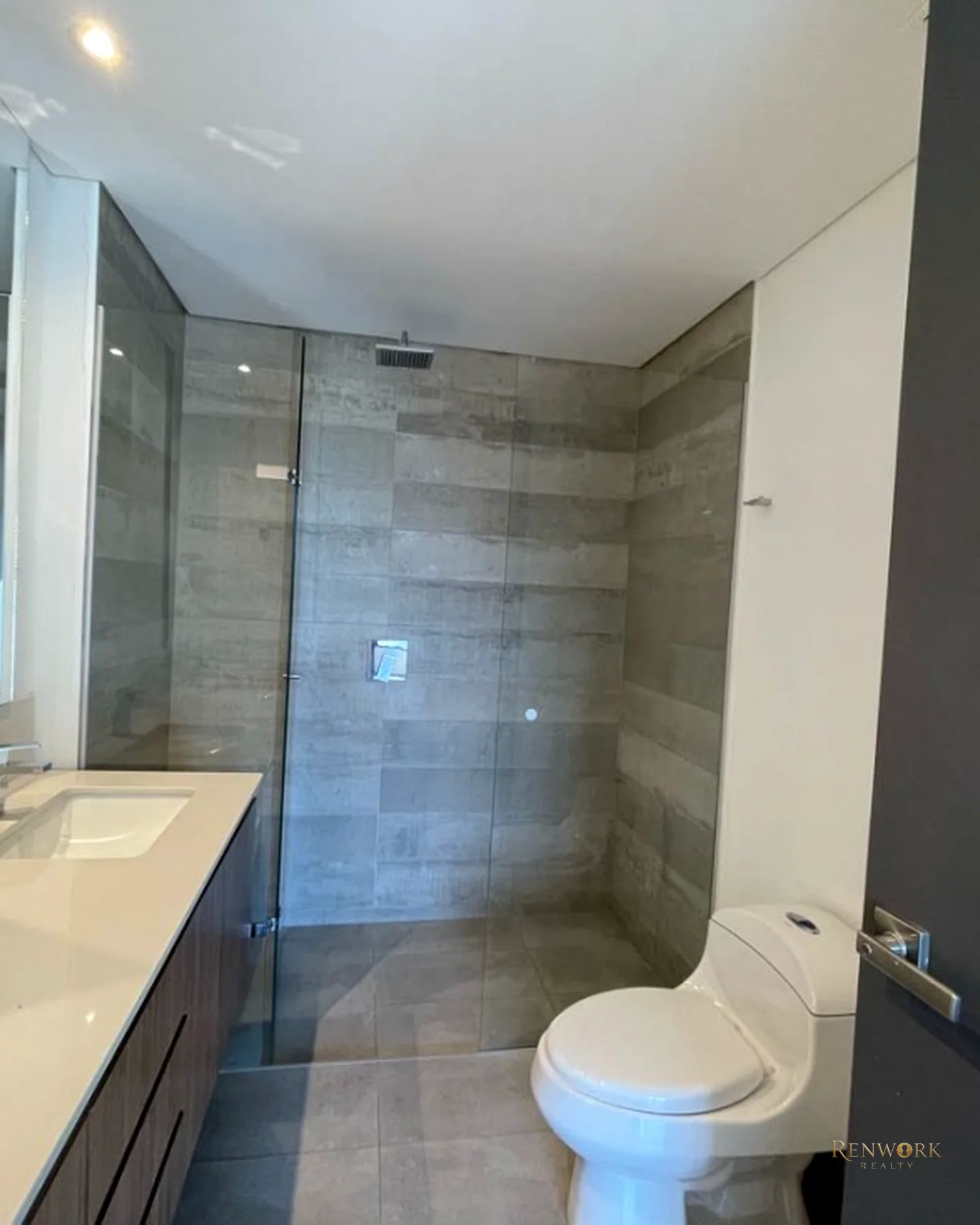 APARTAMENTO EN RENTA/VENTA. EL POBLADO📍 · foto 13