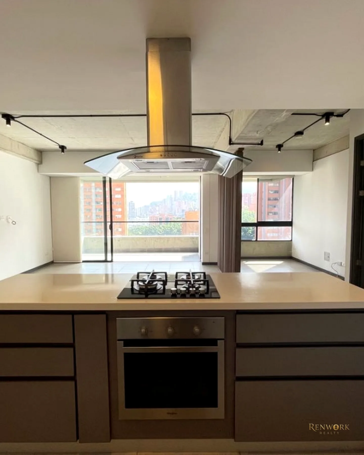 APARTAMENTO EN RENTA/VENTA. EL POBLADO📍 · foto 5