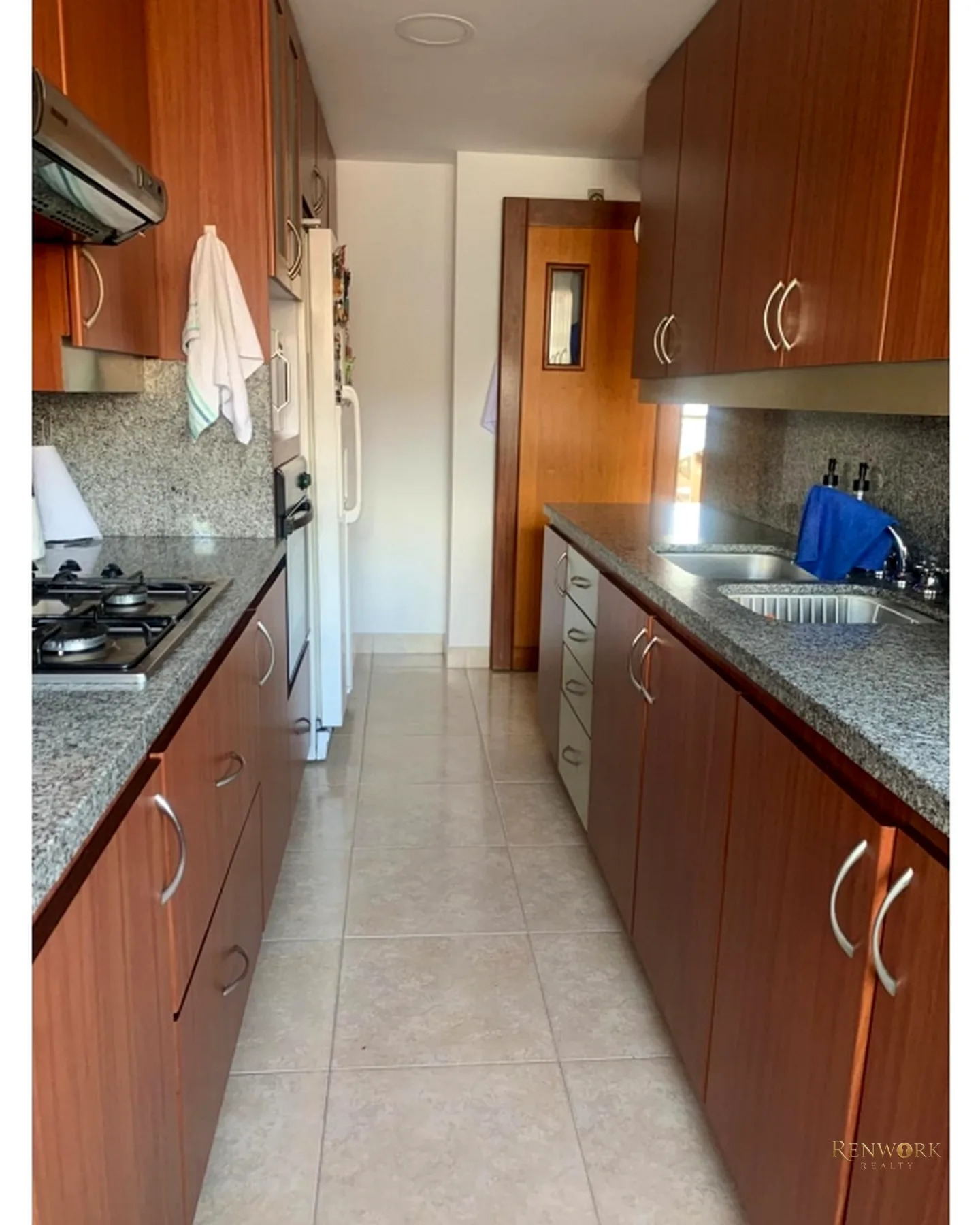 APARTAMENTO EN SECTOR DE CEYLÁN EN LOS BALSOS DETRÁS DE CC SANTA FE · foto 7