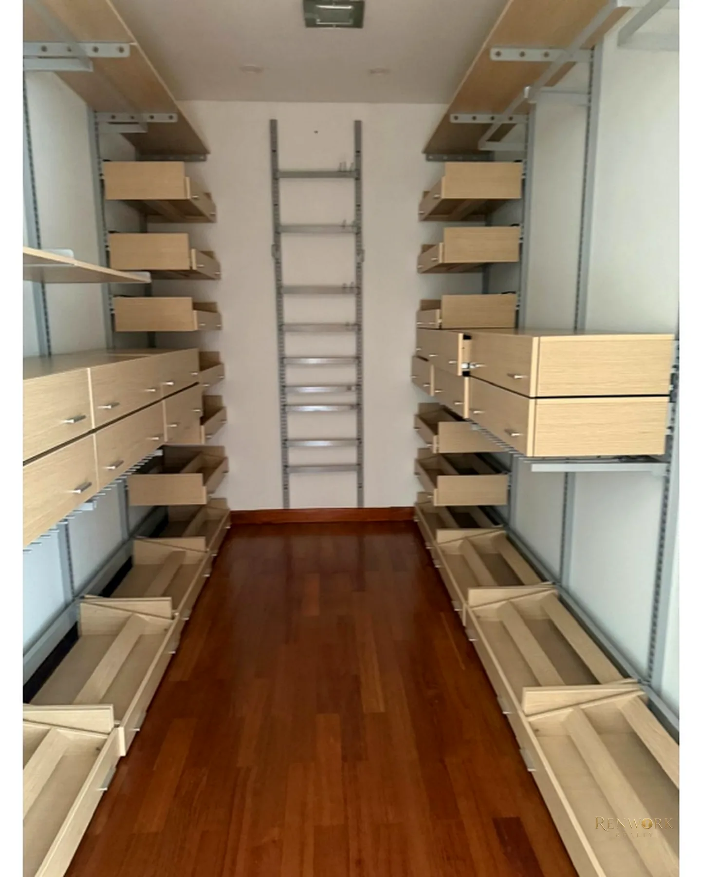 APARTAMENTO EN SECTOR DEL TESORO Y CLINICA DEL ROSARIO · foto 14