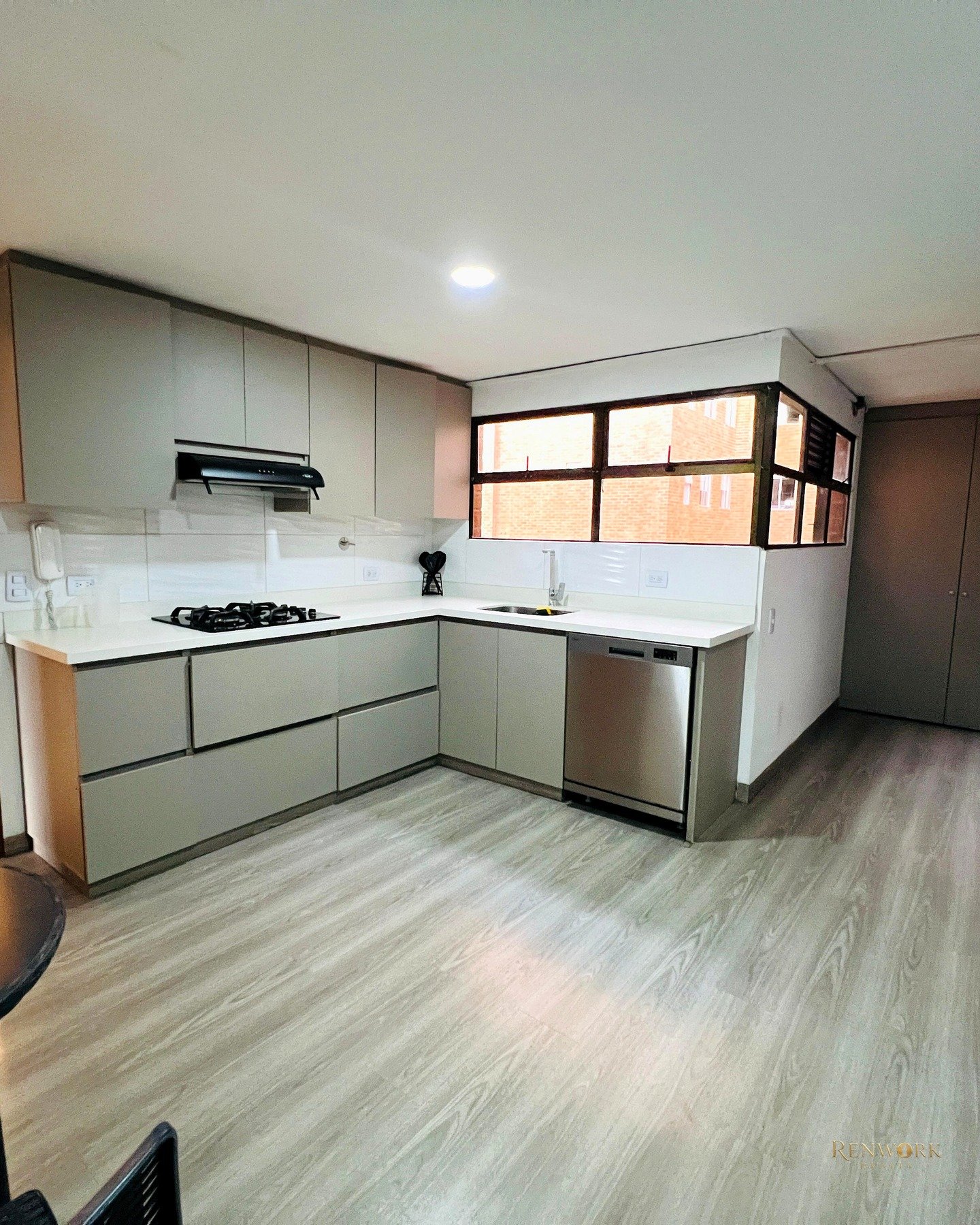 APARTAMENTO EN VENTA CASTROPOL EL POBLADO · foto 9