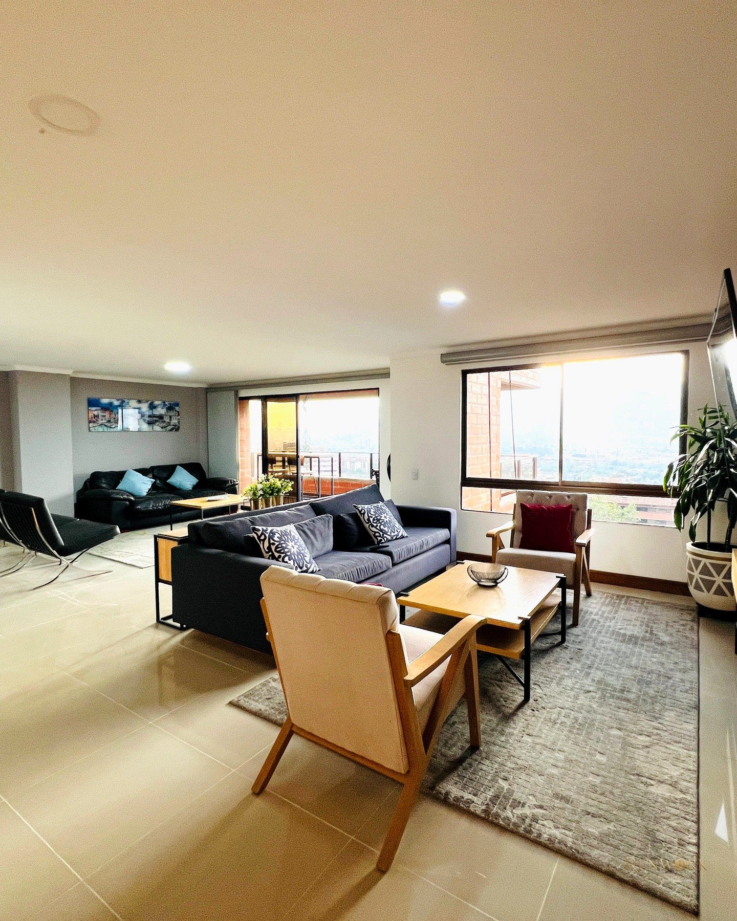 APARTAMENTO EN VENTA CASTROPOL EL POBLADO · foto 2