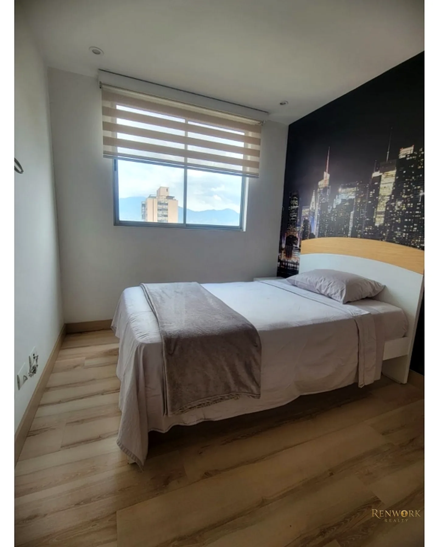 APARTAMENTO EN VENTA CASTROPOL EL POBLADO · foto 7