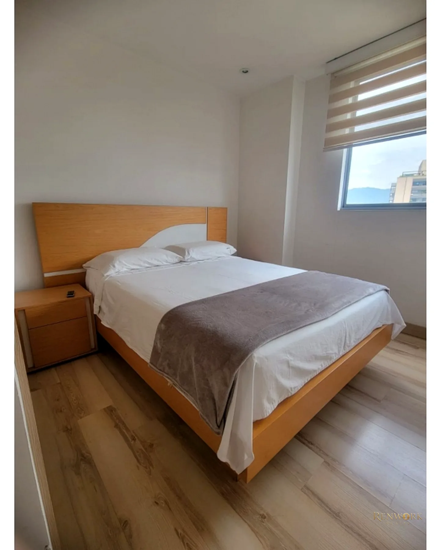 APARTAMENTO EN VENTA CASTROPOL EL POBLADO · foto 15