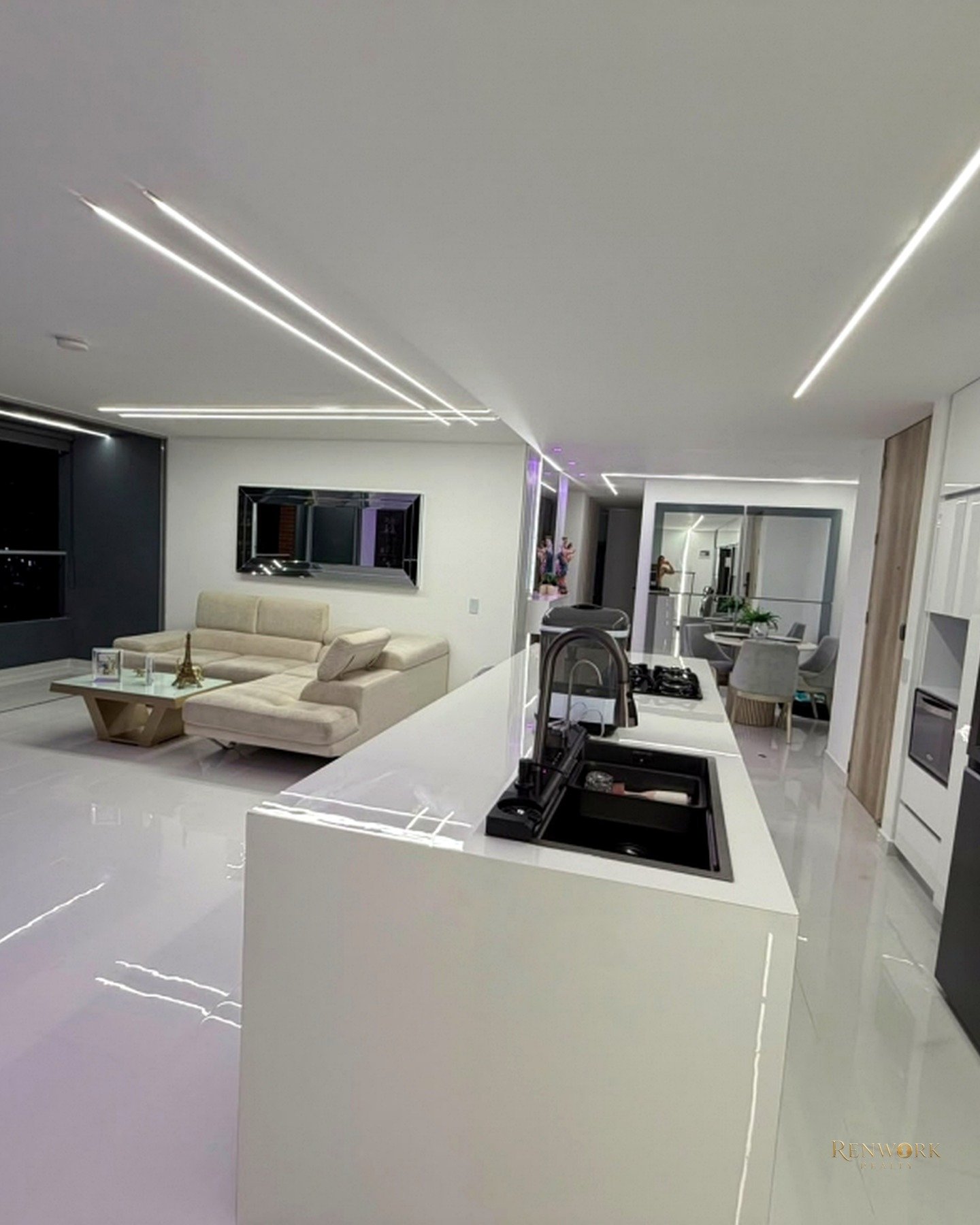 APARTAMENTO EN VENTA CIUDAD DEL RIO MEDELLIN · foto 2