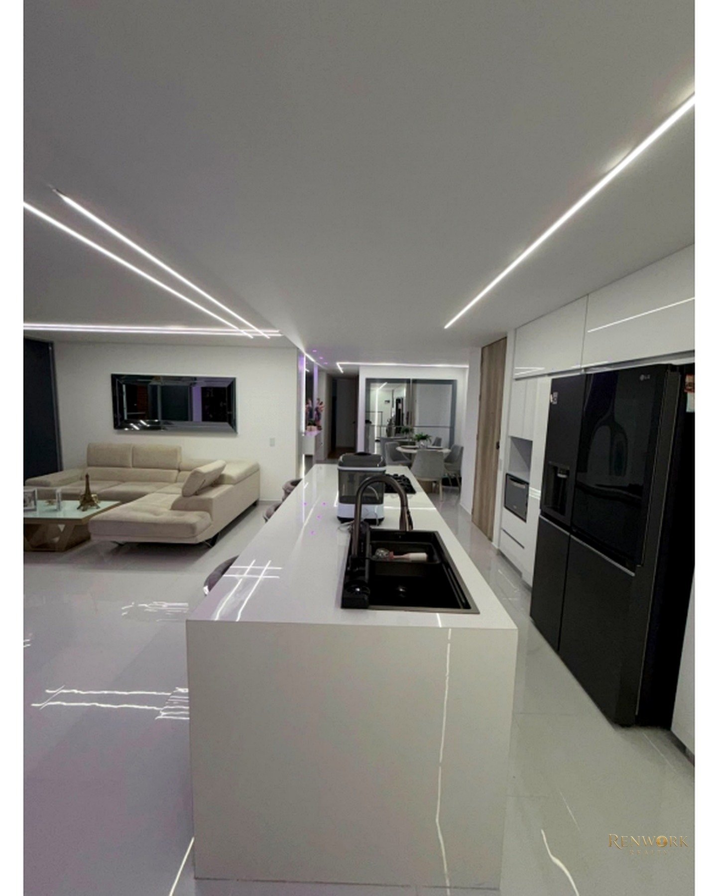 APARTAMENTO EN VENTA CIUDAD DEL RIO MEDELLIN · foto 6