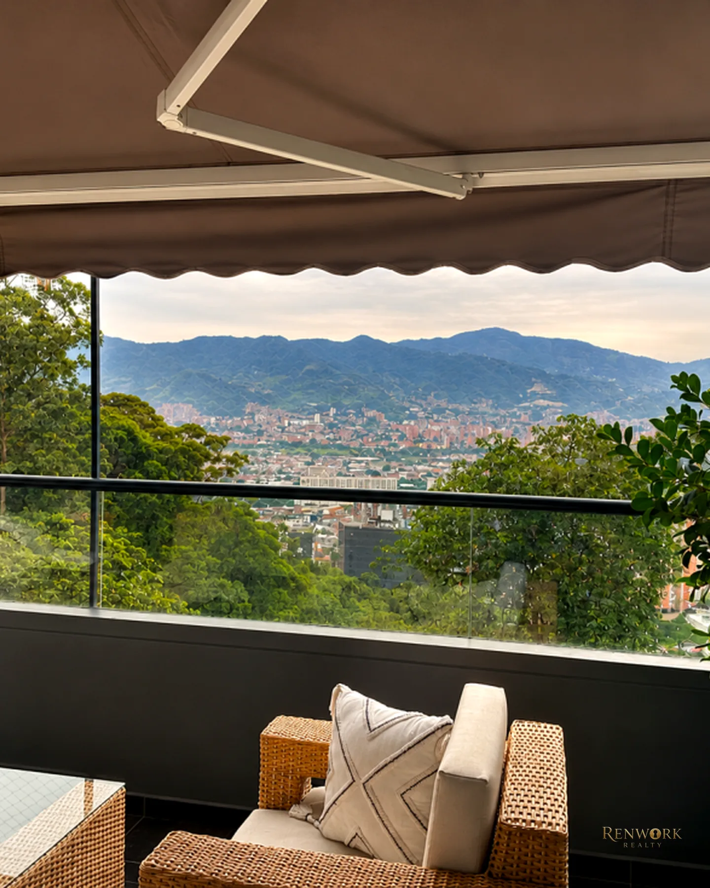 APARTAMENTO EN VENTA CON TERRAZA DE 31 M² EN LAS PALMAS EL POBLADO · foto 7