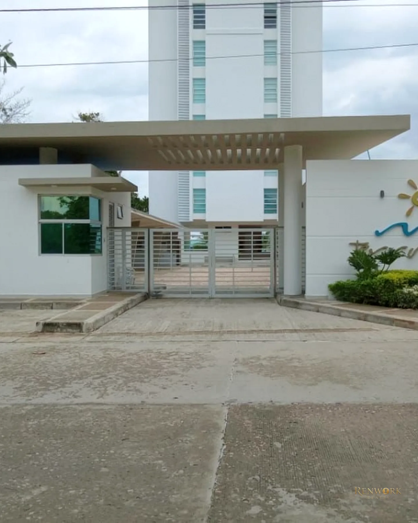 APARTAMENTO EN VENTA COVEÑAS FRENTE AL MAR. · foto 16
