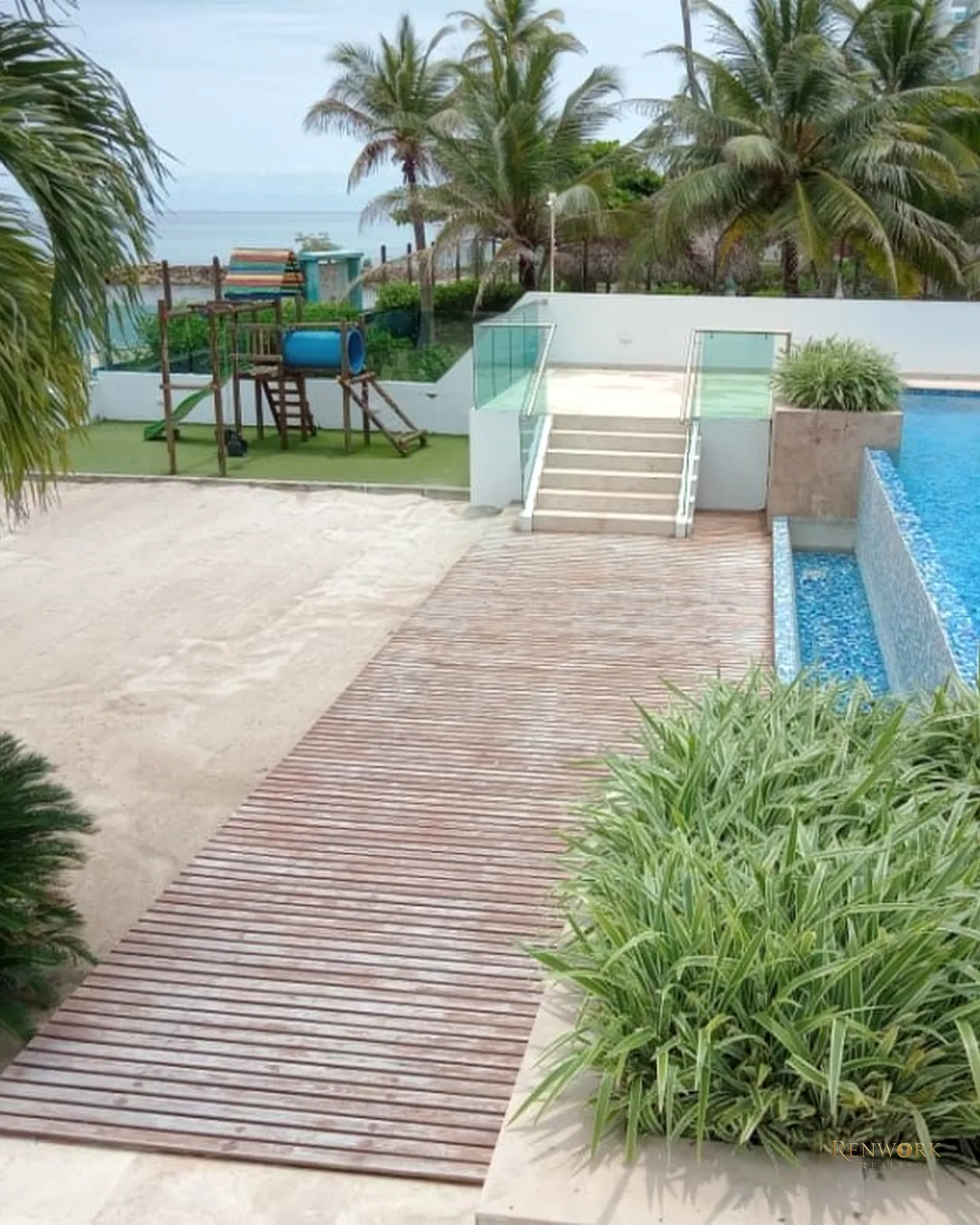 APARTAMENTO EN VENTA COVEÑAS FRENTE AL MAR. · foto 21