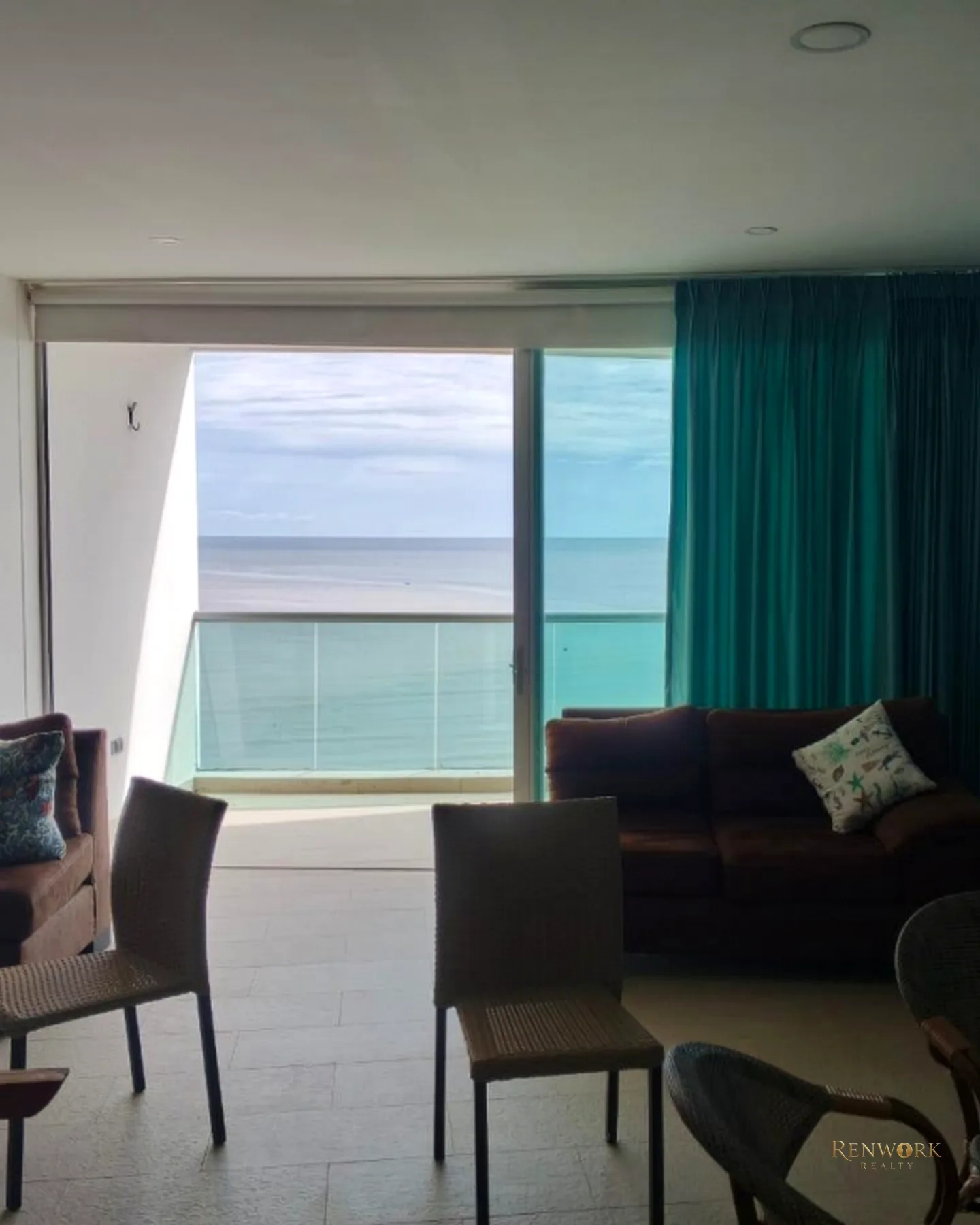 APARTAMENTO EN VENTA COVEÑAS PRIMERA ENSENADA · foto 2
