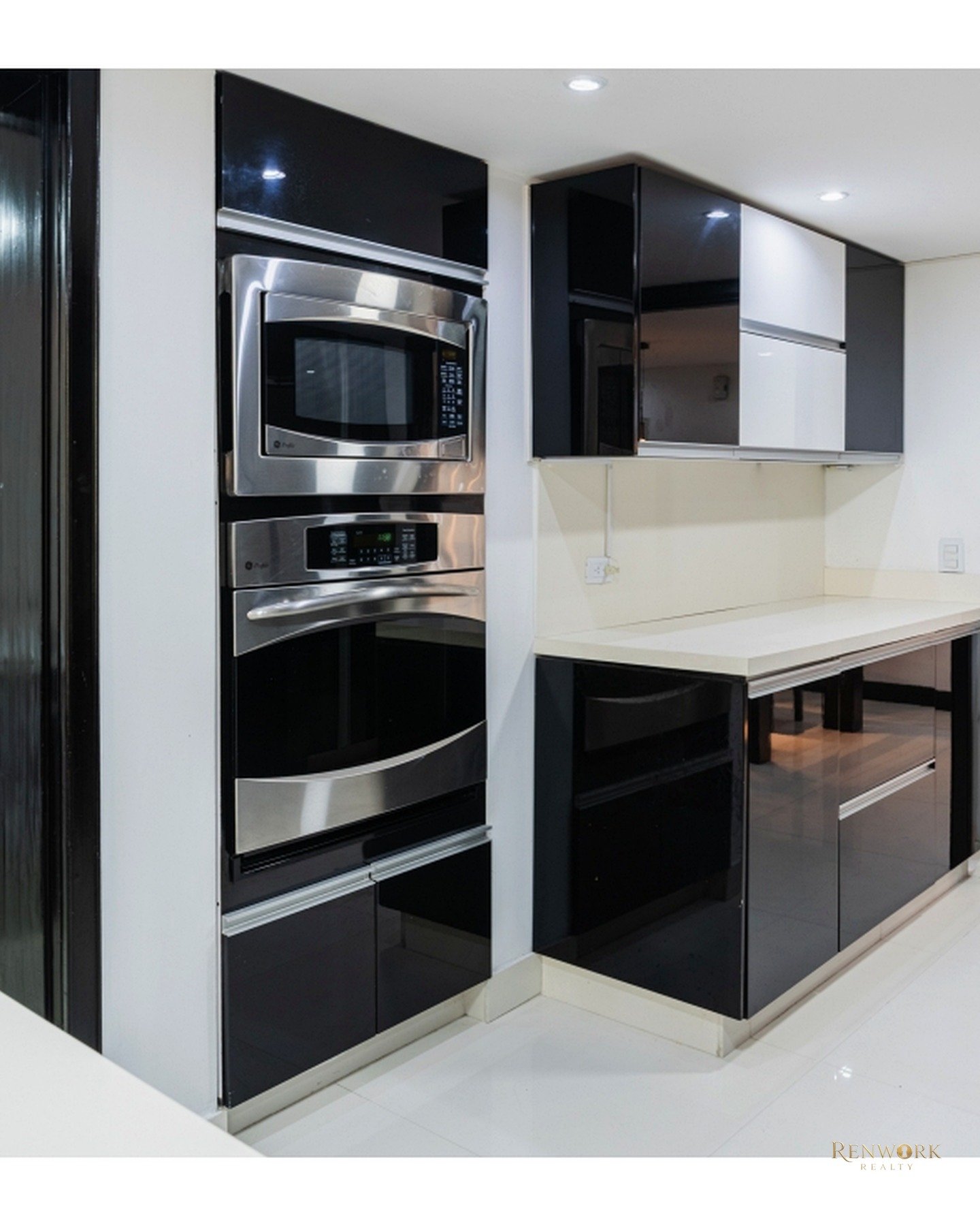 APARTAMENTO EN VENTA DE 360 M2 EN SECTOR LOS BALSOS, EL POBLADO. · foto 11