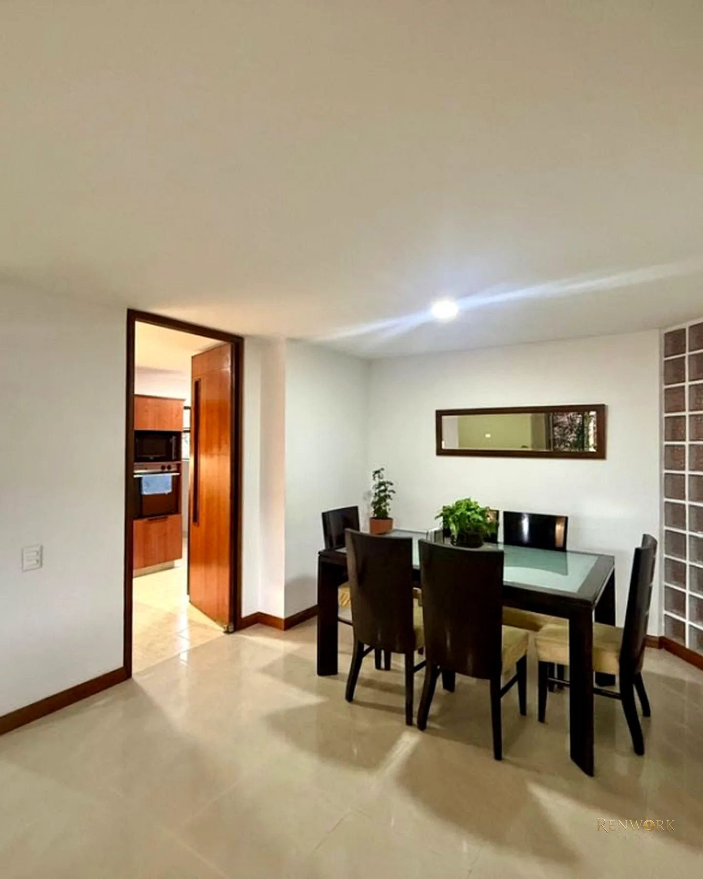 APARTAMENTO EN VENTA EL CAMPESTRE, EL POBLADO MEDELLIN · foto 2