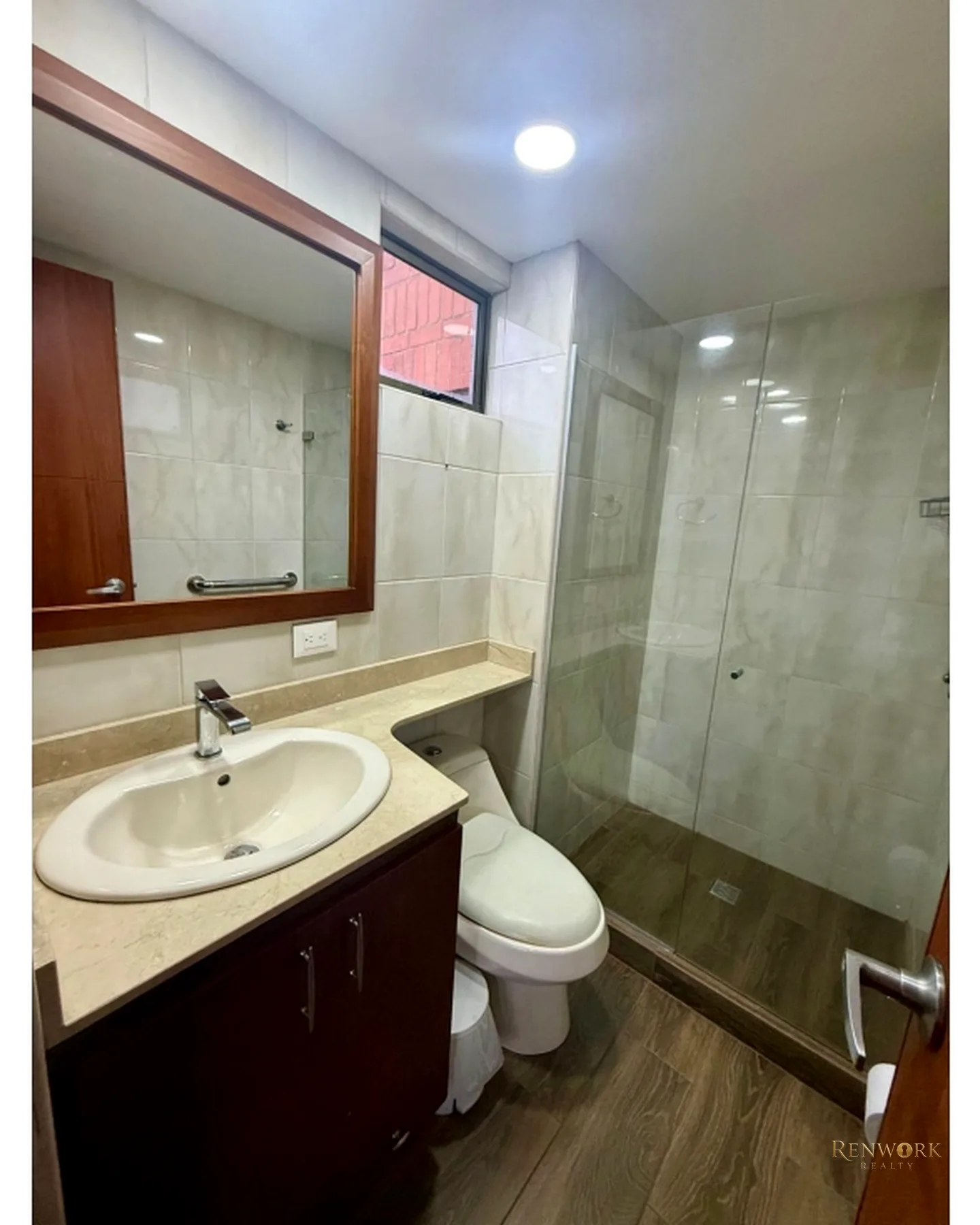 APARTAMENTO EN VENTA EL CAMPESTRE, EL POBLADO MEDELLIN · foto 11