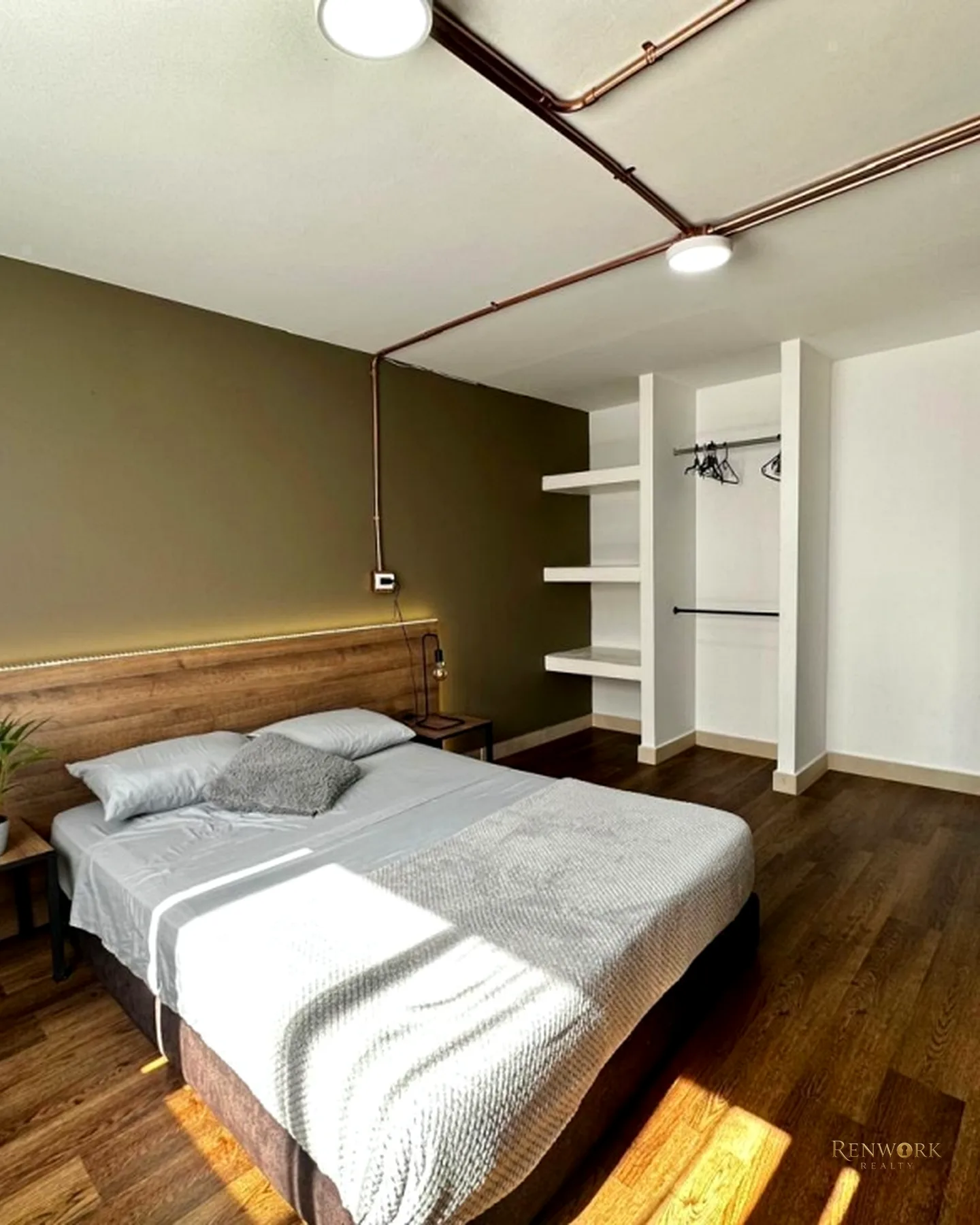 APARTAMENTO EN VENTA EL POBLADO AGUACATALA REMODELADO · foto 13