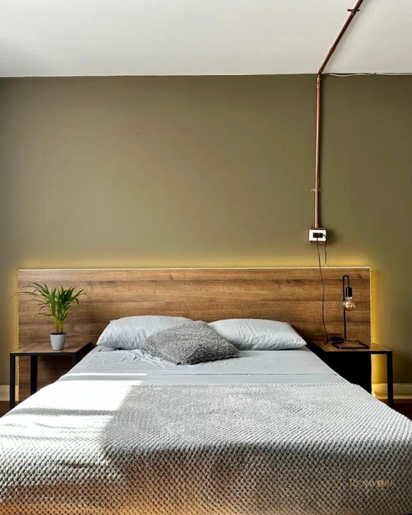 APARTAMENTO EN VENTA EL POBLADO AGUACATALA REMODELADO · foto 14