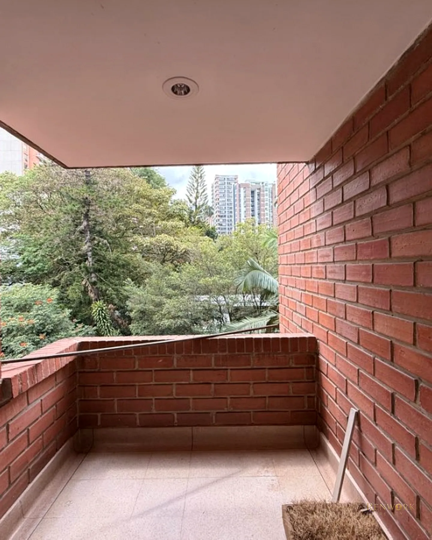 APARTAMENTO EN VENTA EL POBLADO CASTROPOL · foto 20