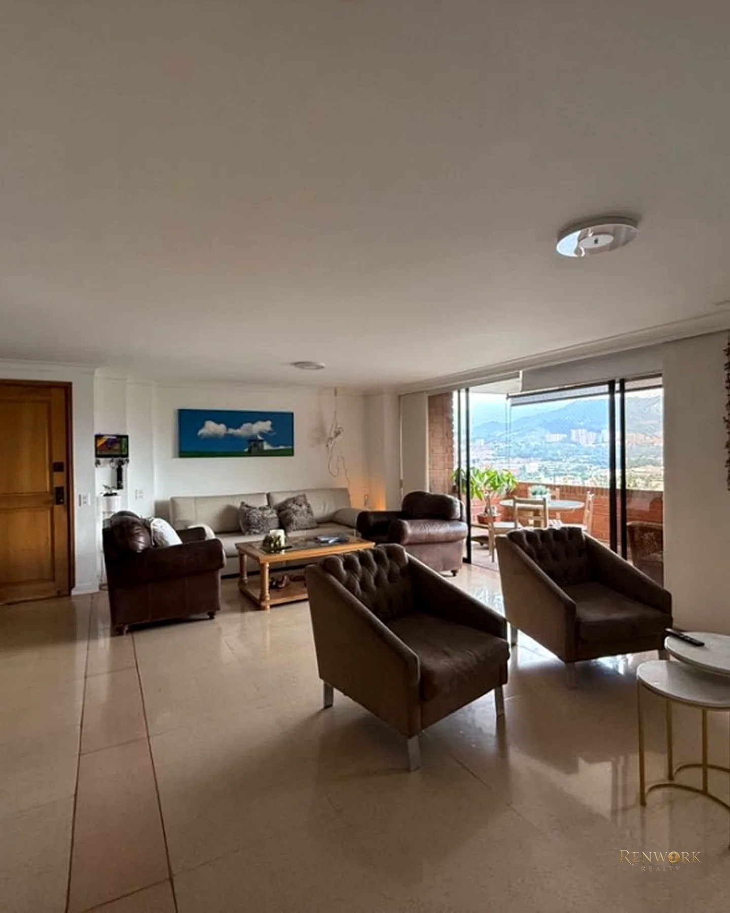APARTAMENTO EN VENTA EL POBLADO CASTROPOL · foto 1