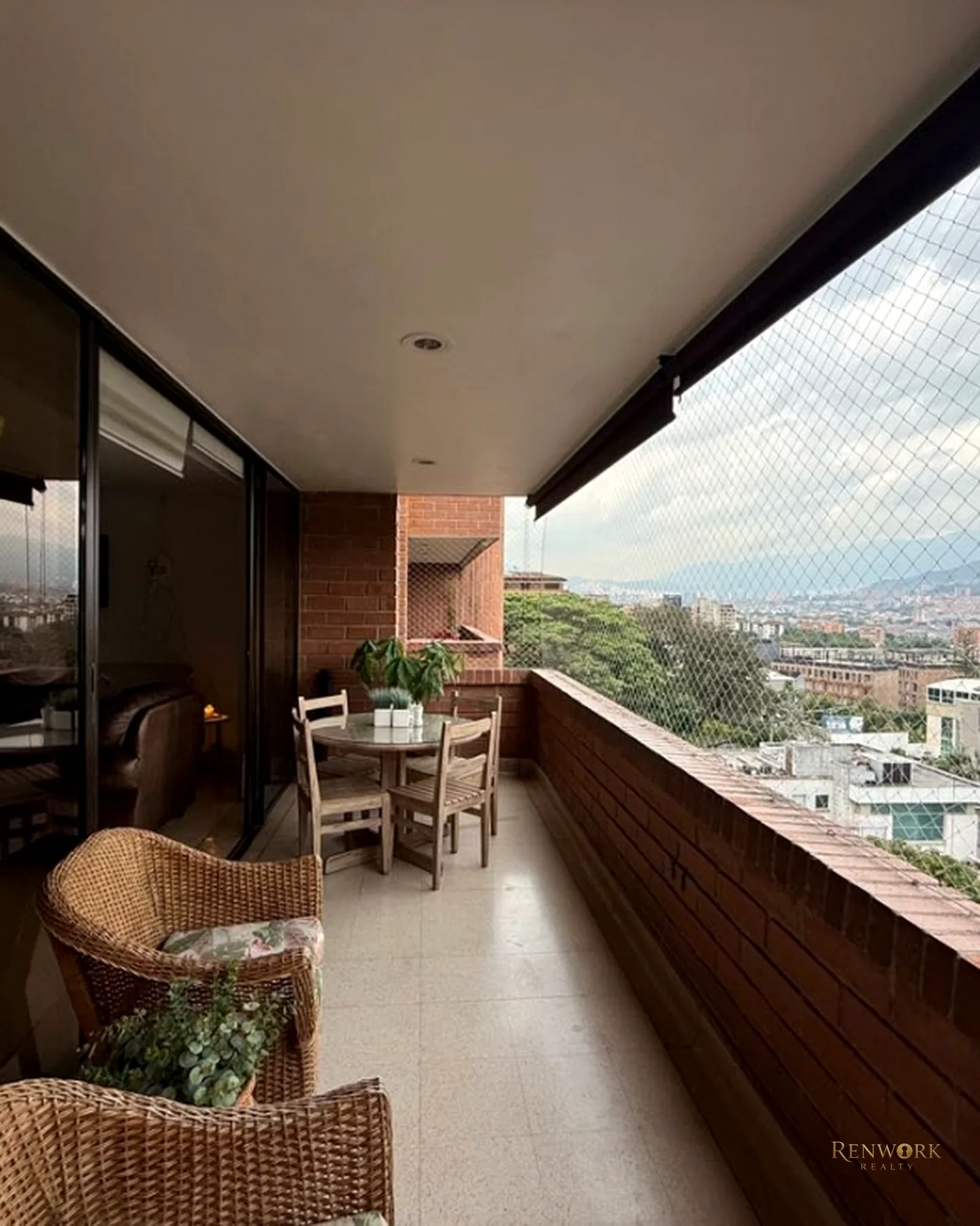 APARTAMENTO EN VENTA EL POBLADO CASTROPOL · foto 17