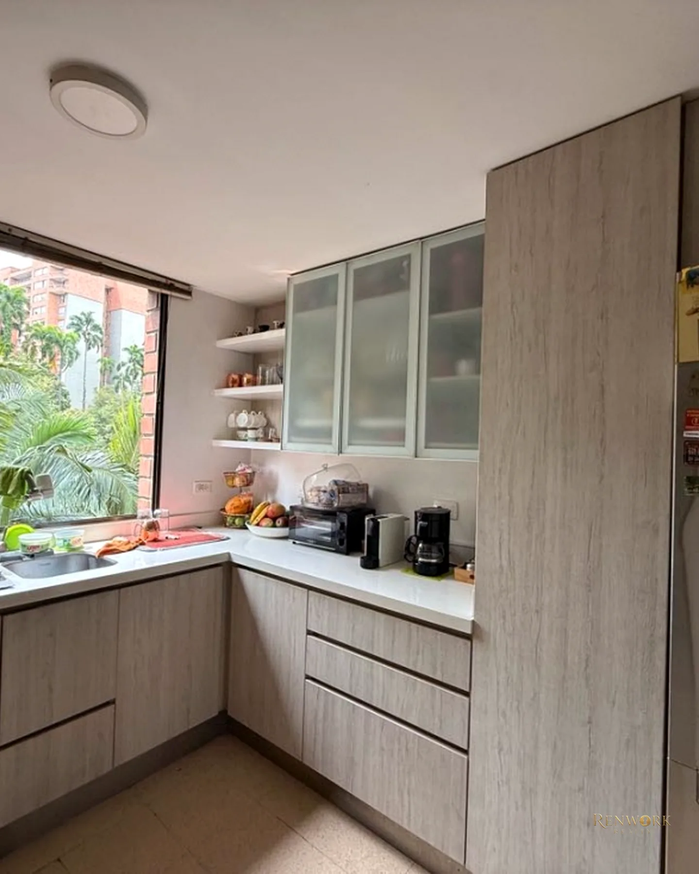 APARTAMENTO EN VENTA EL POBLADO CASTROPOL · foto 8