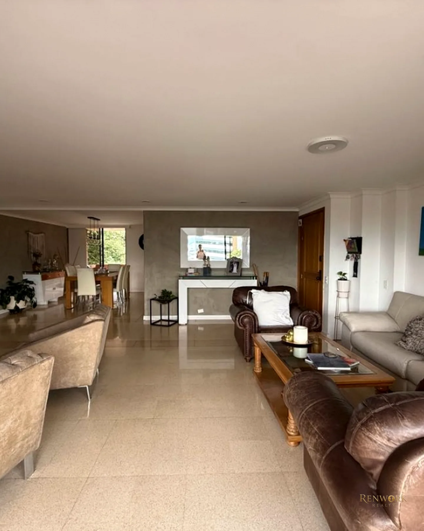 APARTAMENTO EN VENTA EL POBLADO CASTROPOL · foto 4