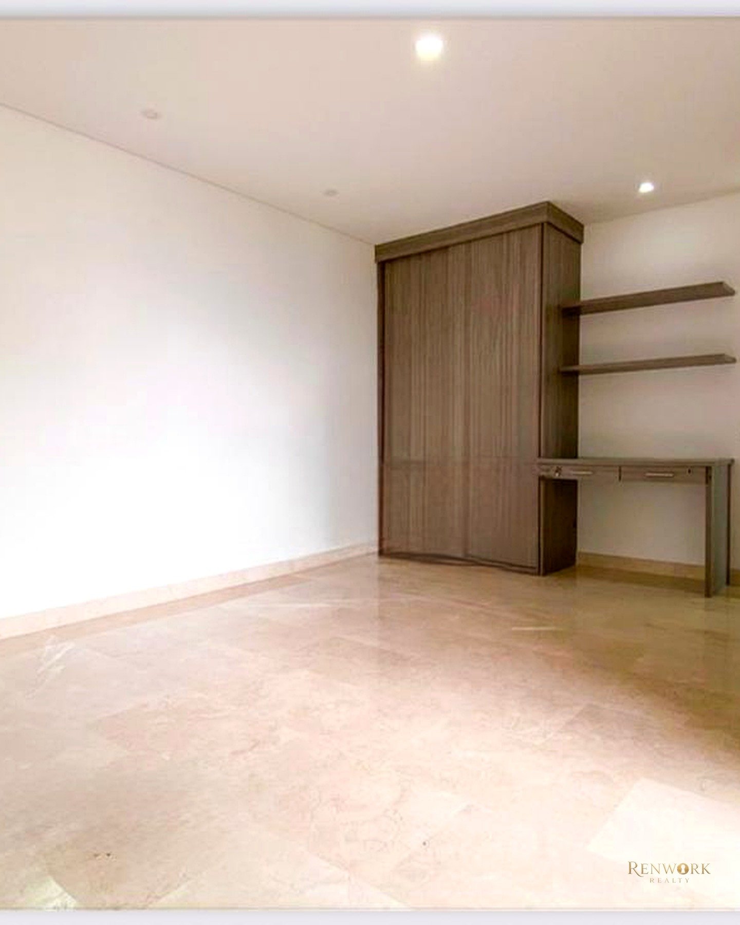 APARTAMENTO EN VENTA EL POBLADO CASTROPOL MEDELLIN · foto 2