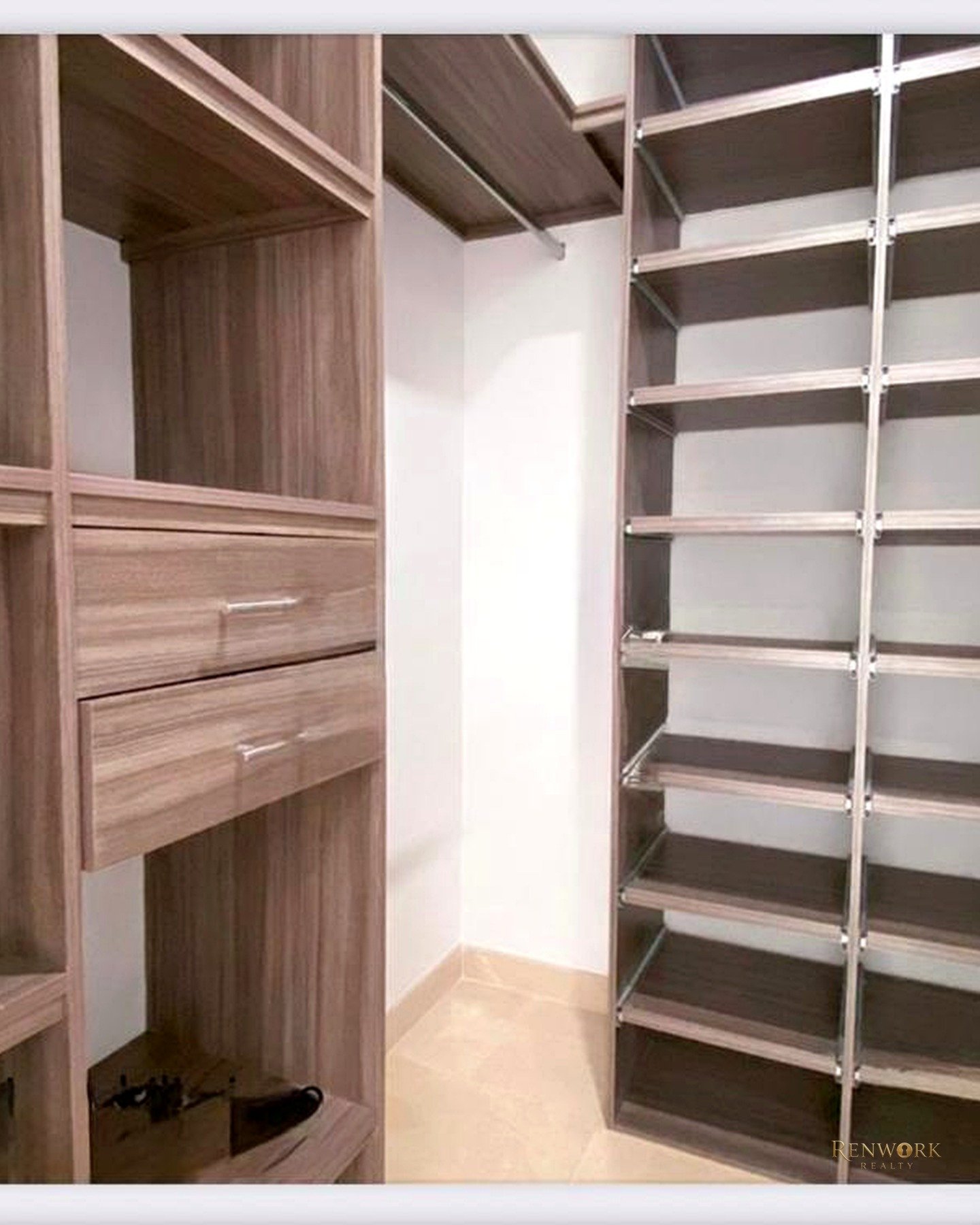 APARTAMENTO EN VENTA EL POBLADO CASTROPOL MEDELLIN · foto 5